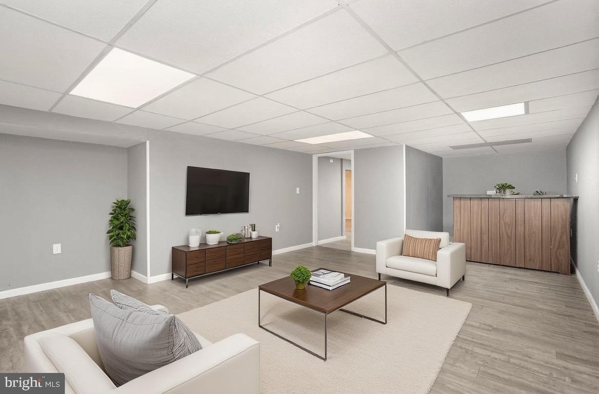 OAKWOOD HILLS - Residential