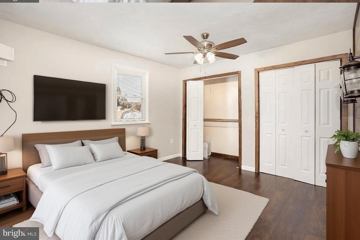 OAKWOOD HILLS - Residential