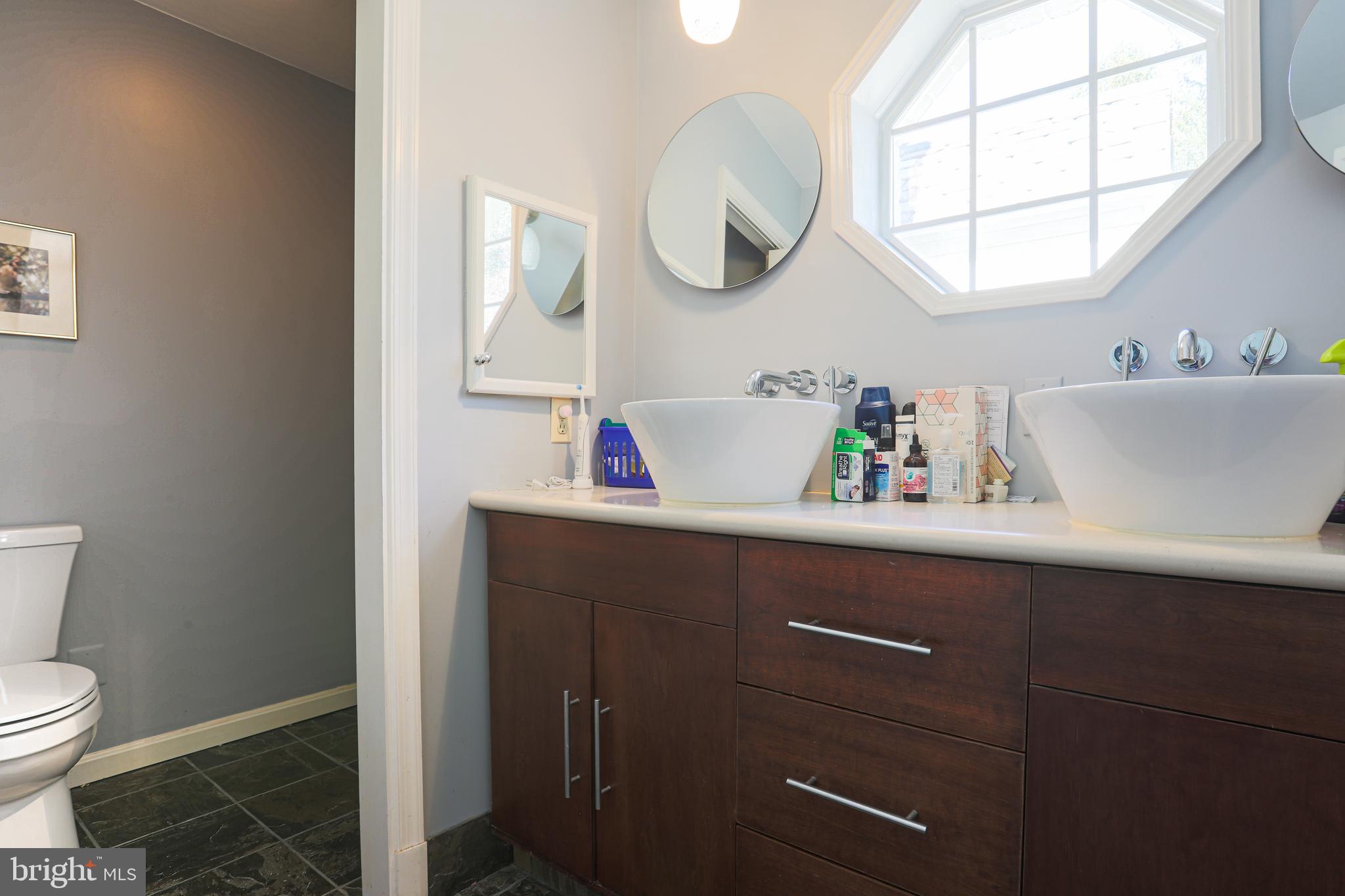 BURNT MILLS HILLS - Residential