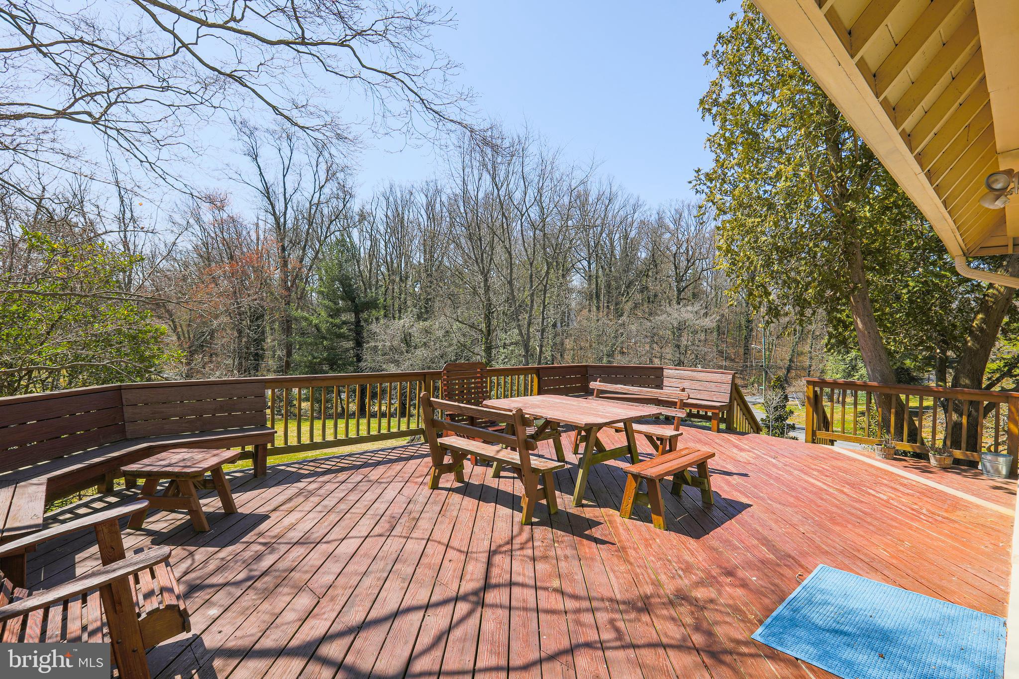 BURNT MILLS HILLS - Residential