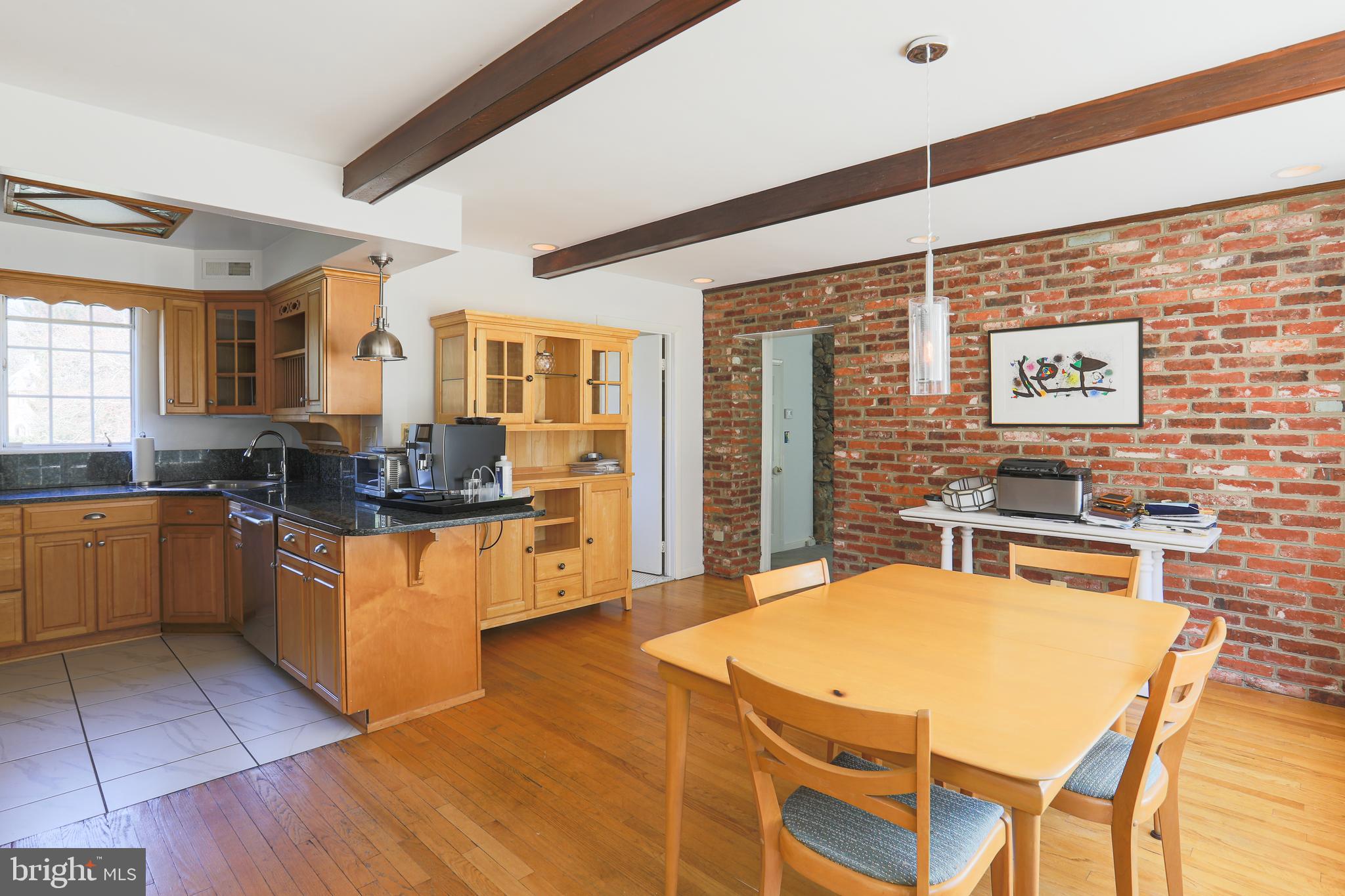 BURNT MILLS HILLS - Residential