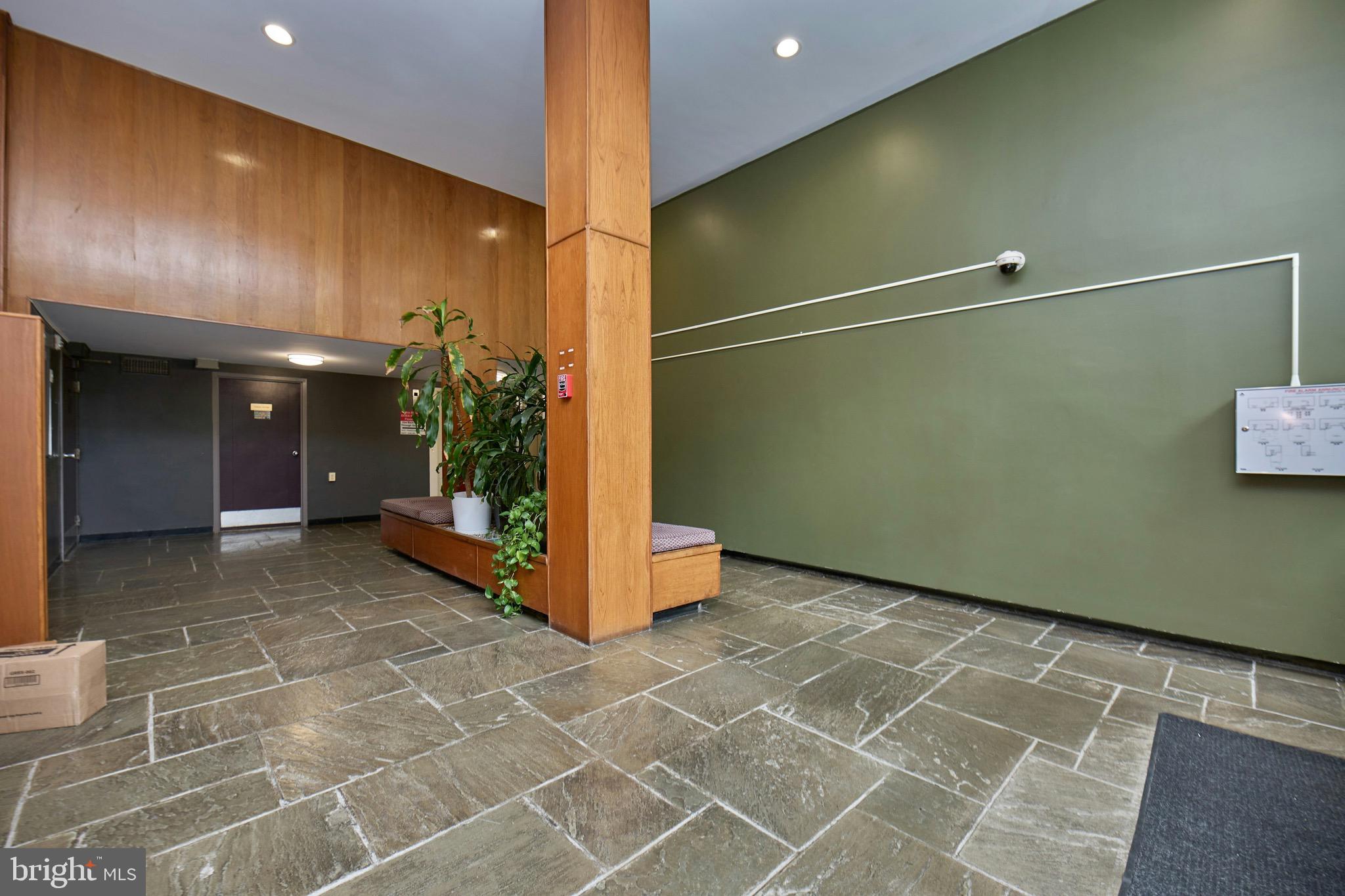 CIRCLE - Residential