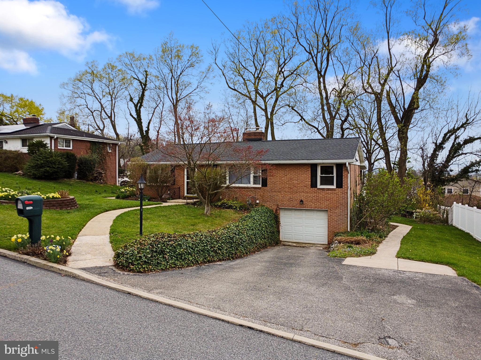 VALLEY VIEW - Residential