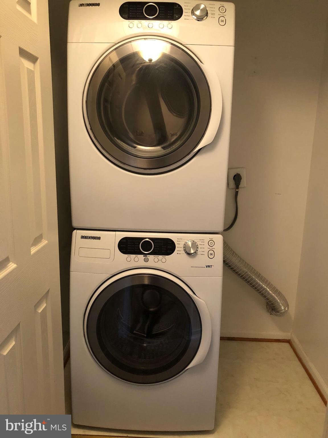 PINEY ORCHARD - Residential