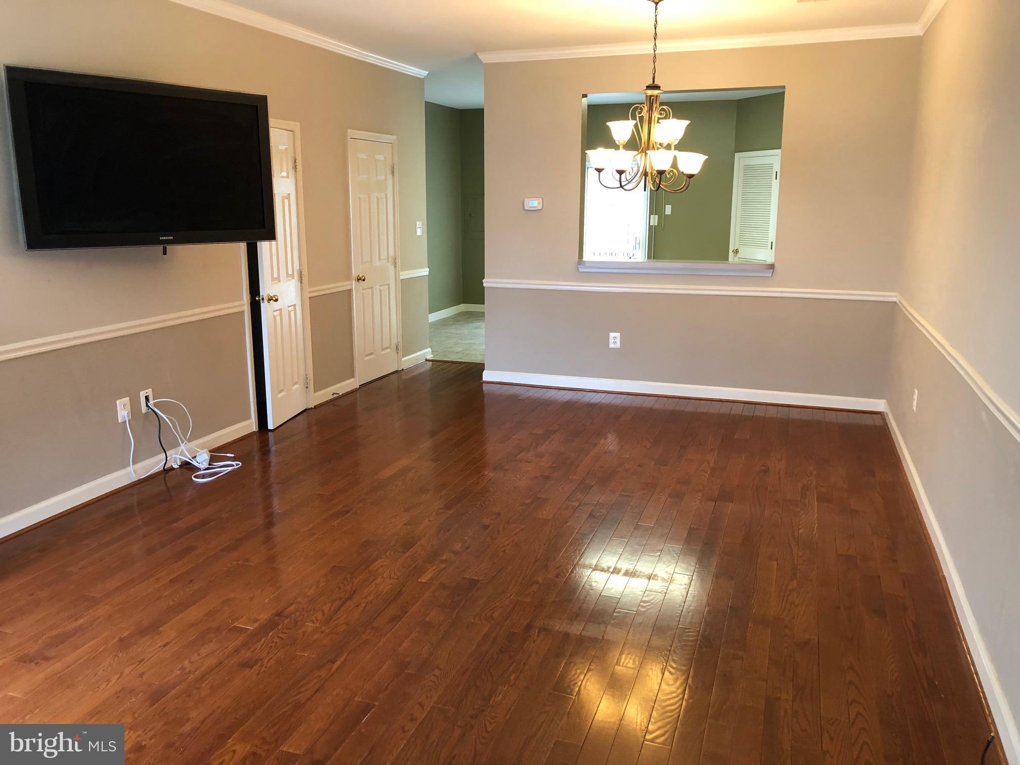 PINEY ORCHARD - Residential