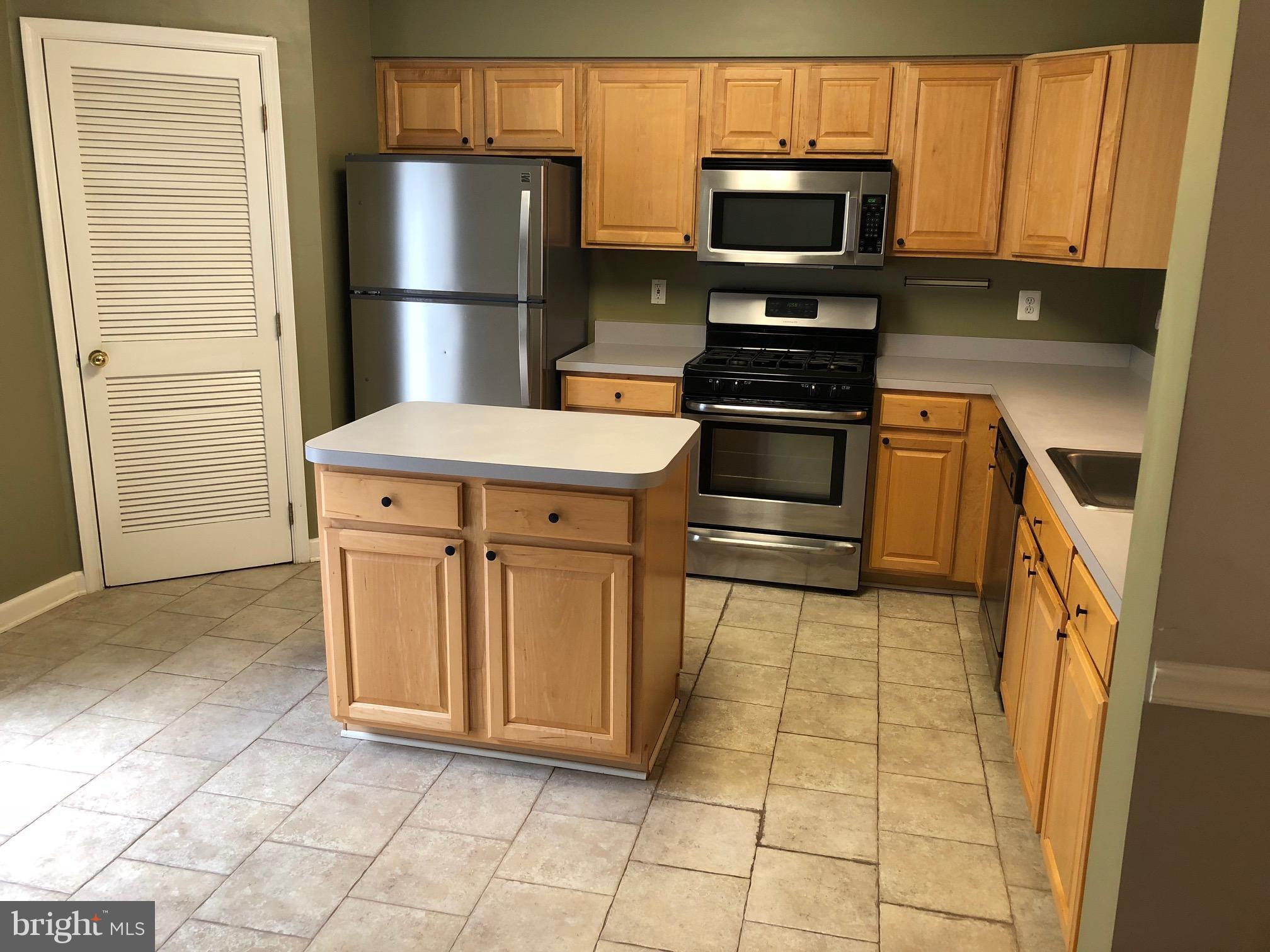 PINEY ORCHARD - Residential