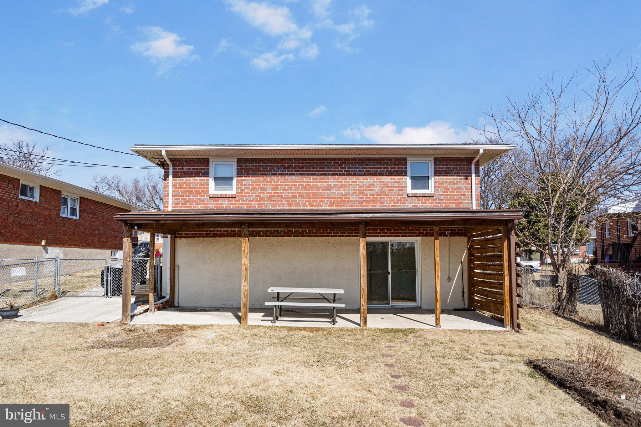 BERKFIELD - Residential