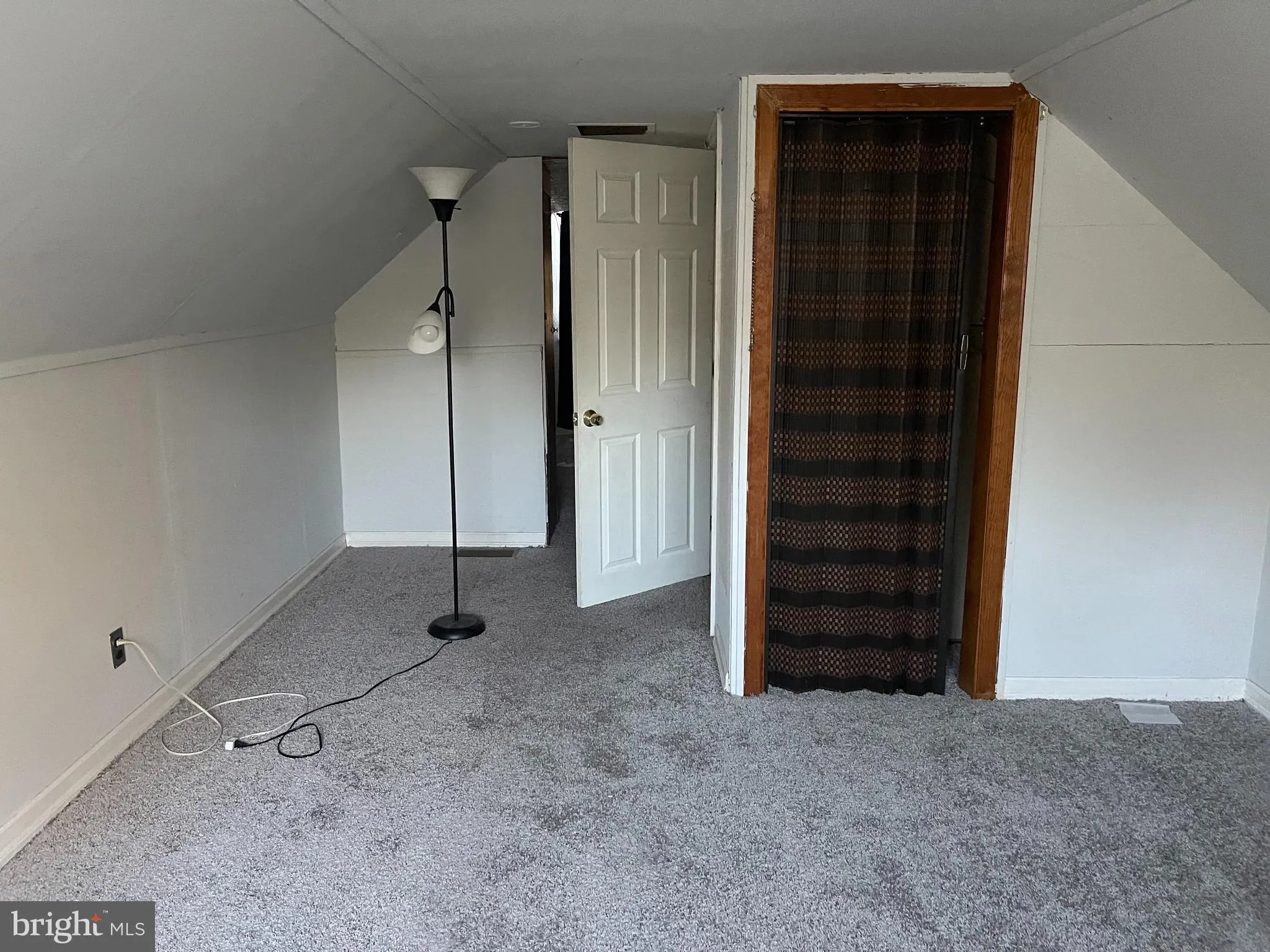 Trenton, New Jersey 08618, United States, 2 Bedrooms Bedrooms, ,2 BathroomsBathrooms,Residential,Contingent,80822