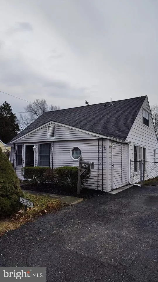 Trenton, New Jersey 08618, United States, 2 Bedrooms Bedrooms, ,2 BathroomsBathrooms,Residential,Contingent,80822