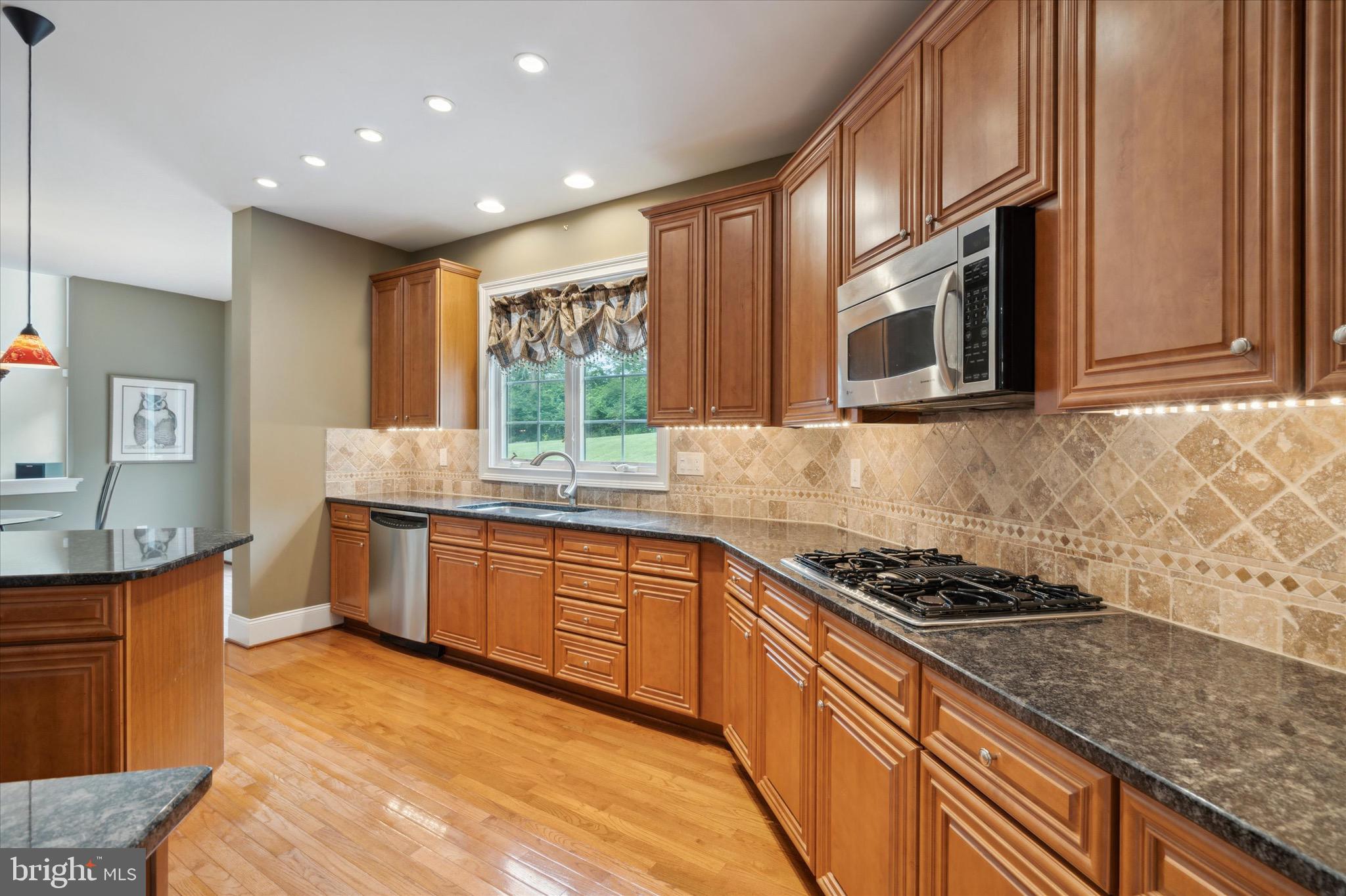 TALL TREES AT THOR - Residential