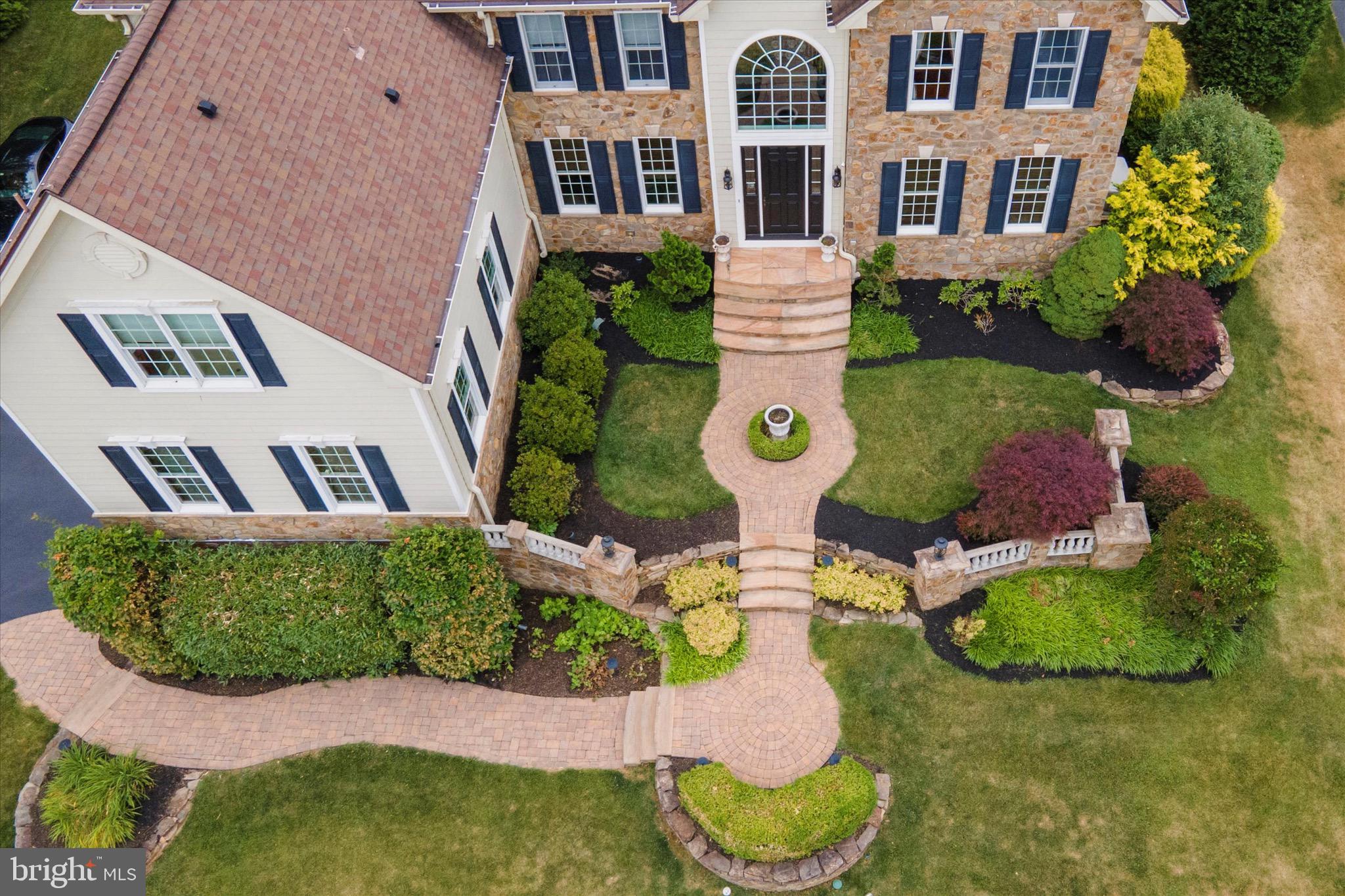 TALL TREES AT THOR - Residential