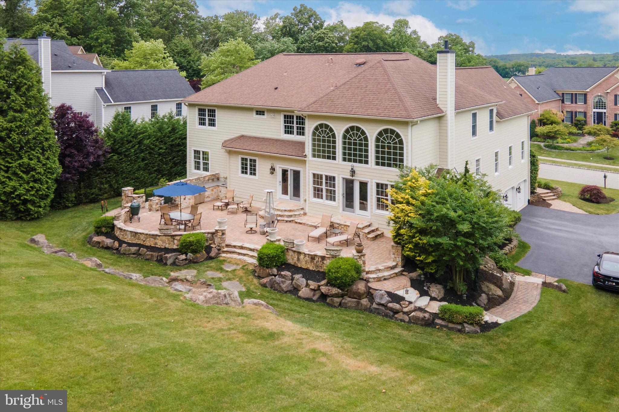 TALL TREES AT THOR - Residential