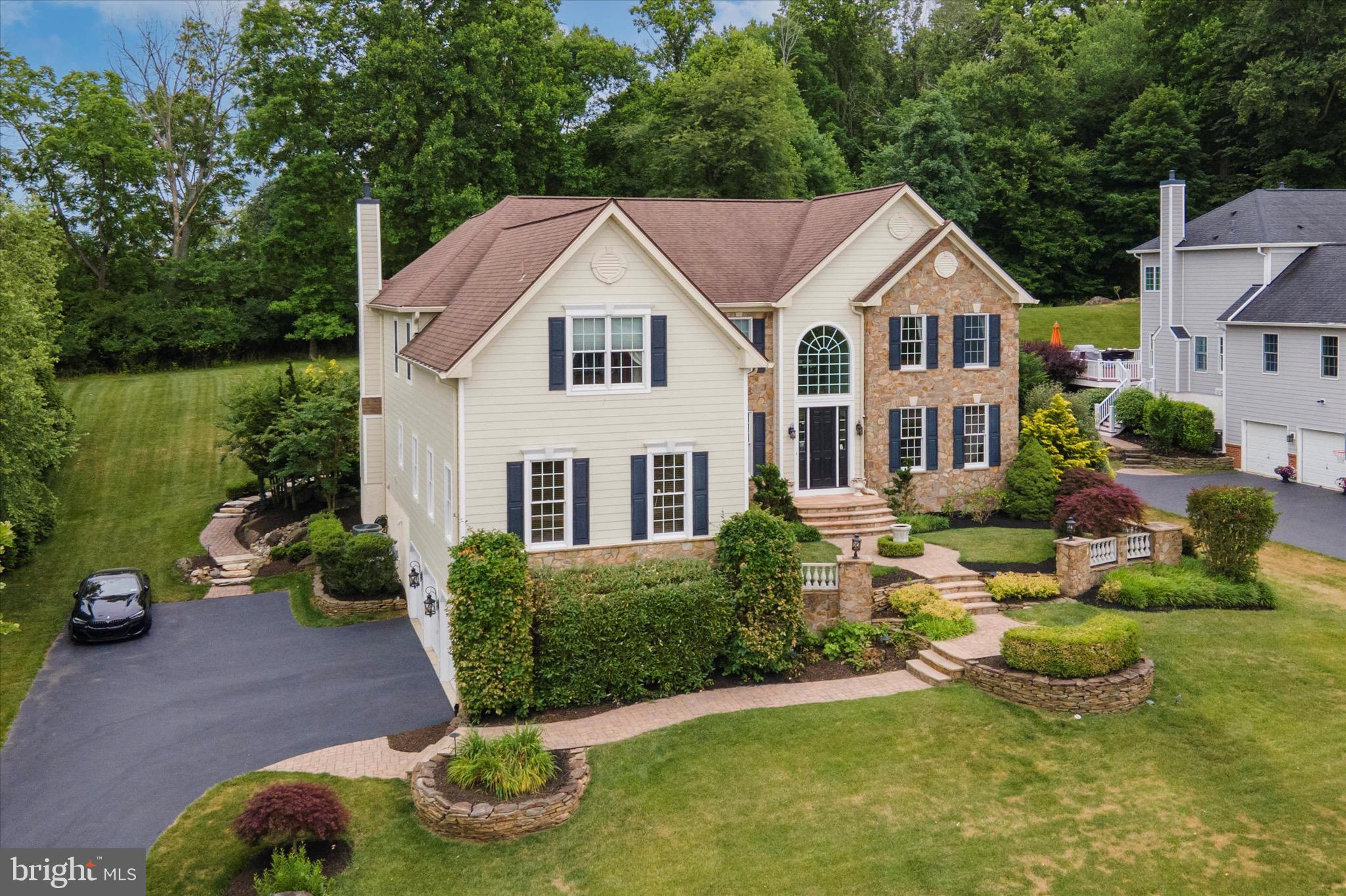 TALL TREES AT THOR - Residential