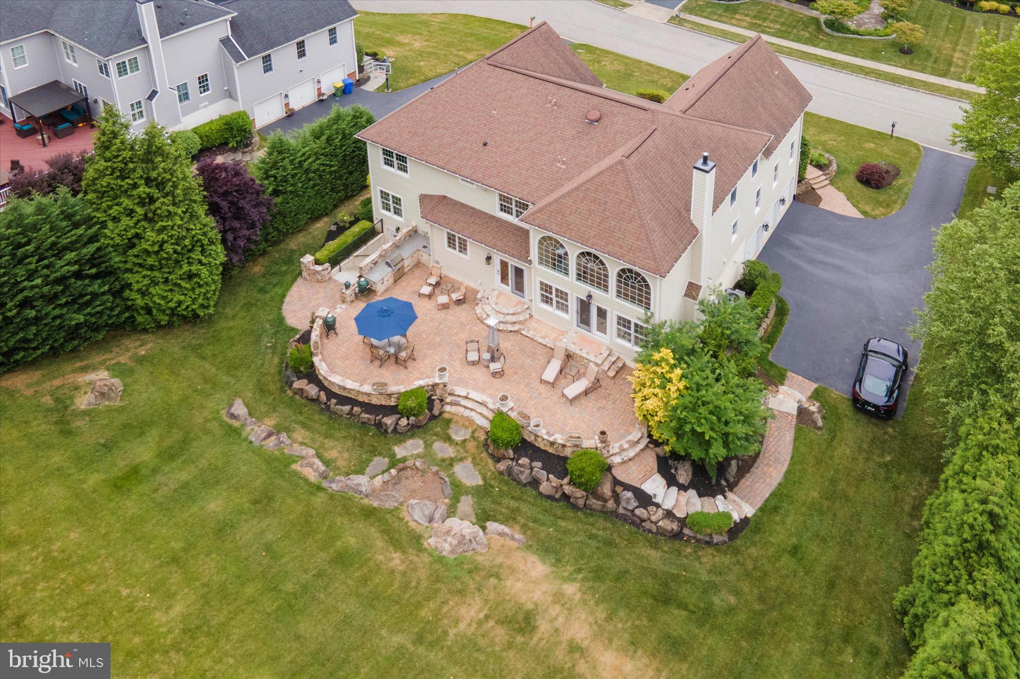 TALL TREES AT THOR - Residential