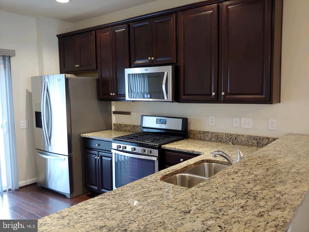 CHERRY HILL CROSSING - Residential Lease