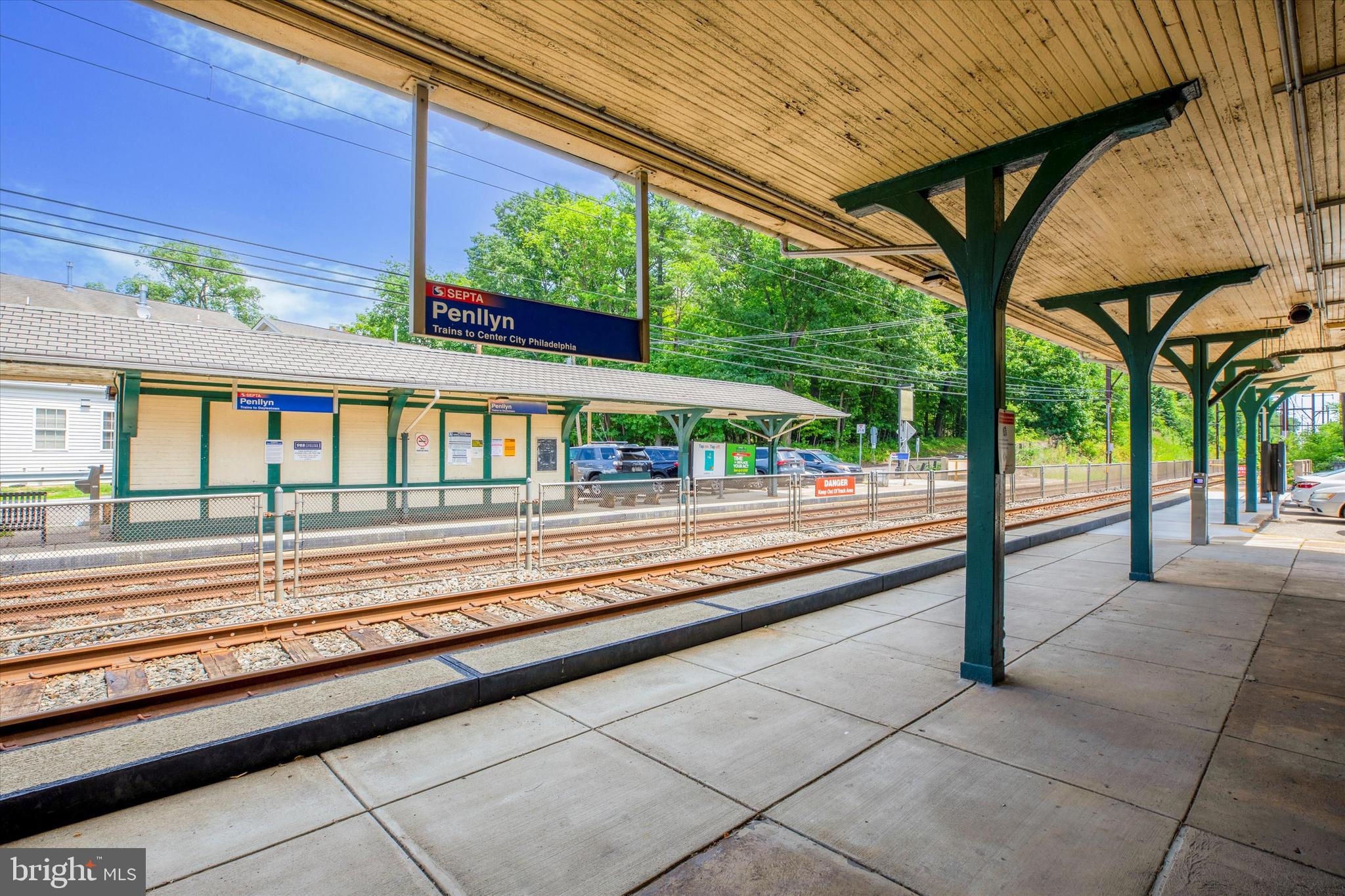 PENLLYN GREENE - Residential Lease