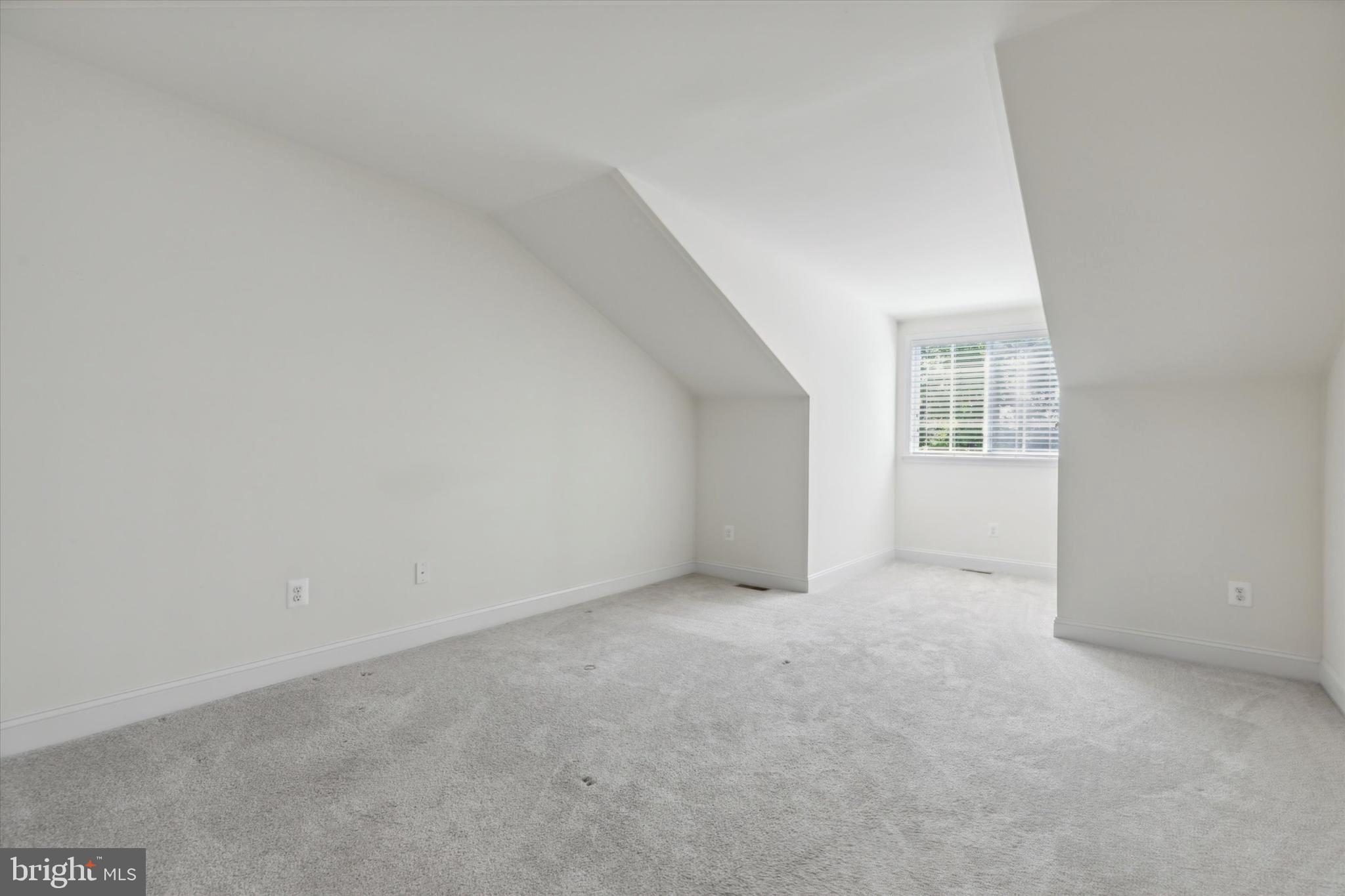 PENLLYN GREENE - Residential Lease