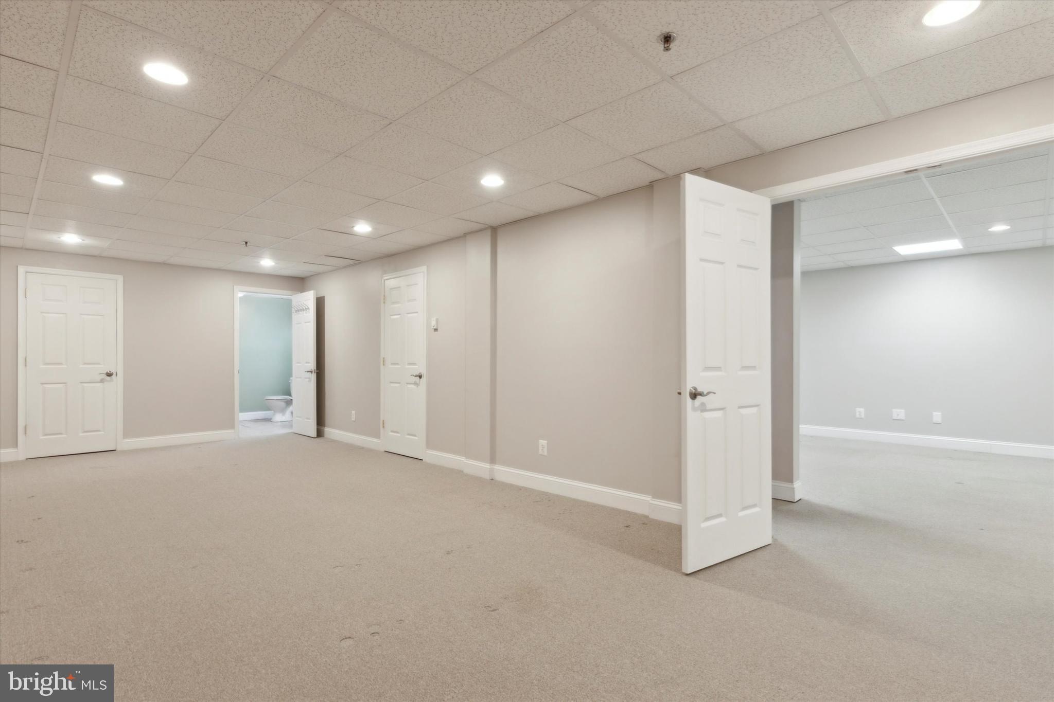 PENLLYN GREENE - Residential Lease