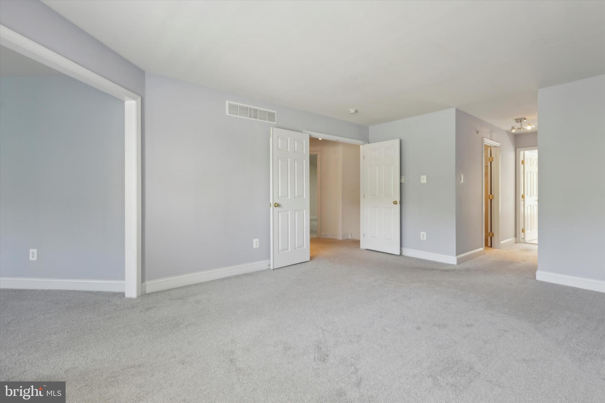 PENLLYN GREENE - Residential Lease