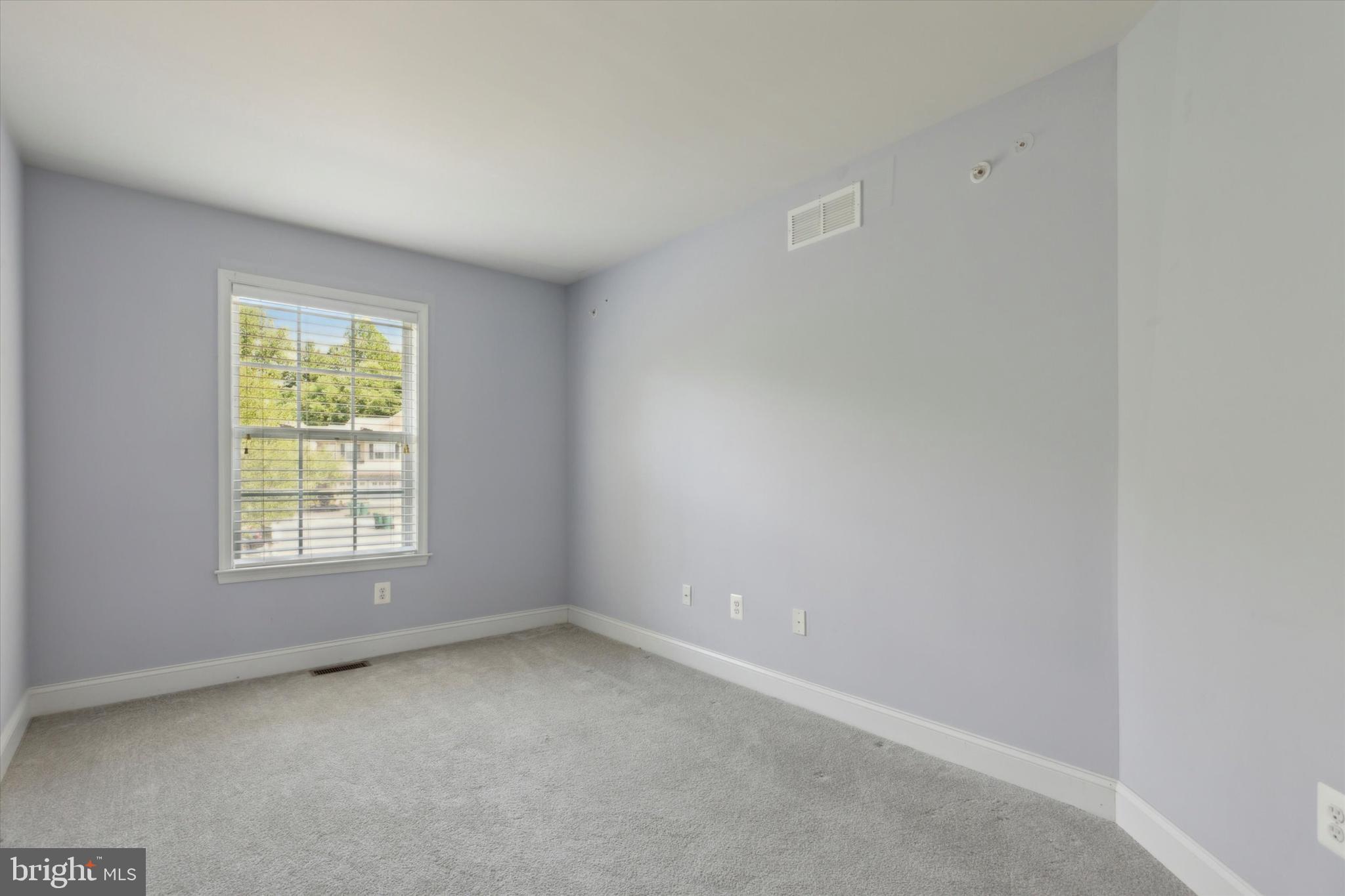 PENLLYN GREENE - Residential Lease