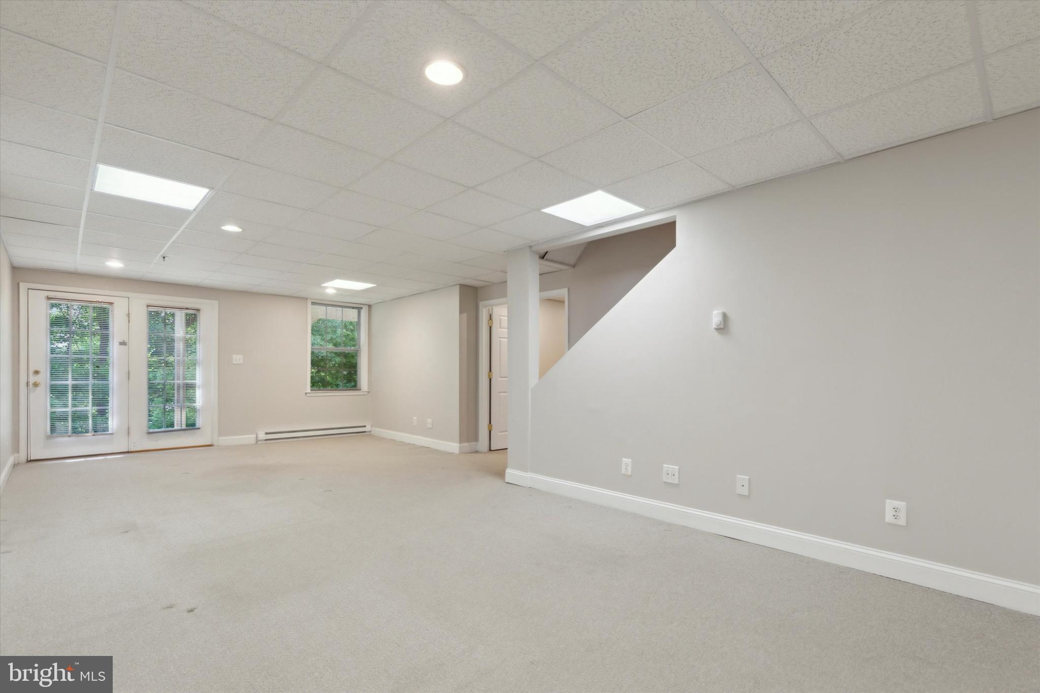 PENLLYN GREENE - Residential Lease