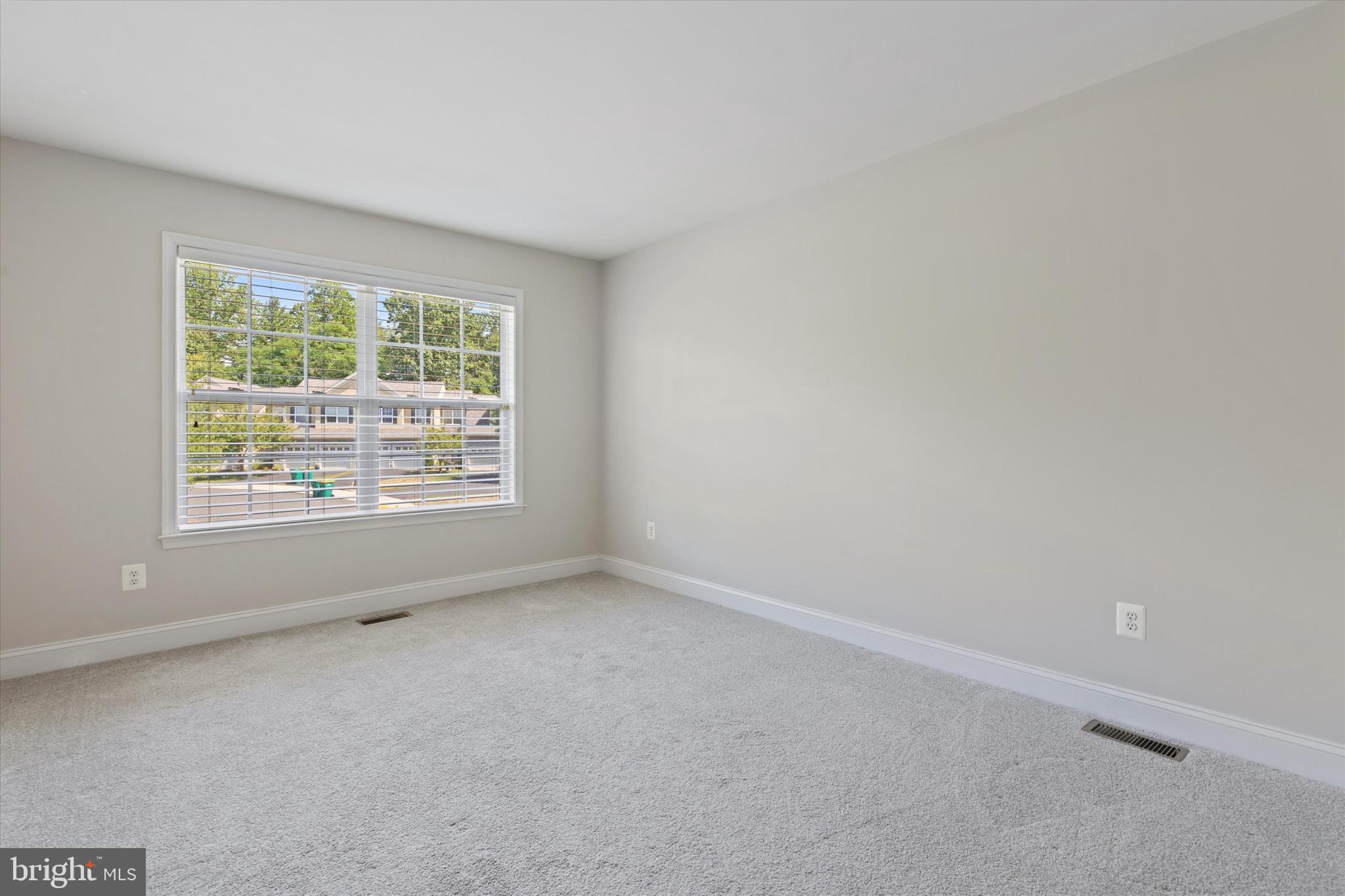 PENLLYN GREENE - Residential Lease