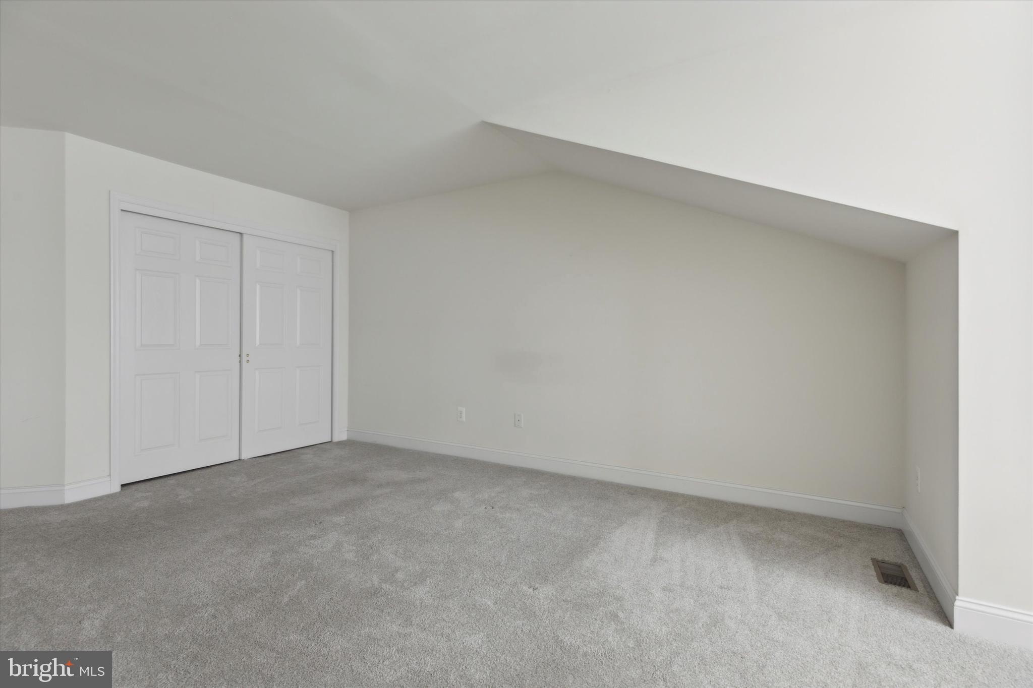 PENLLYN GREENE - Residential Lease