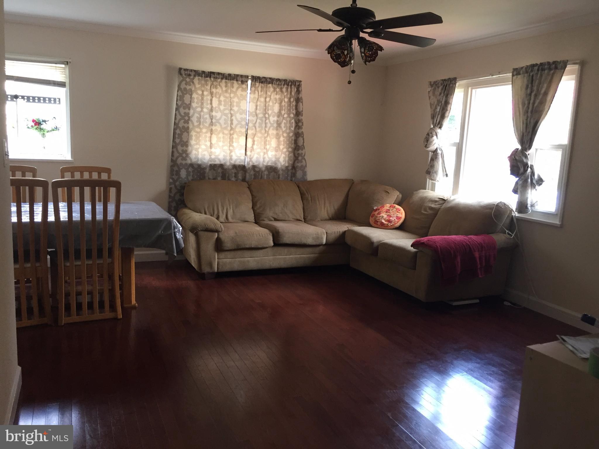 NORTH FORESTVILLE - Residential