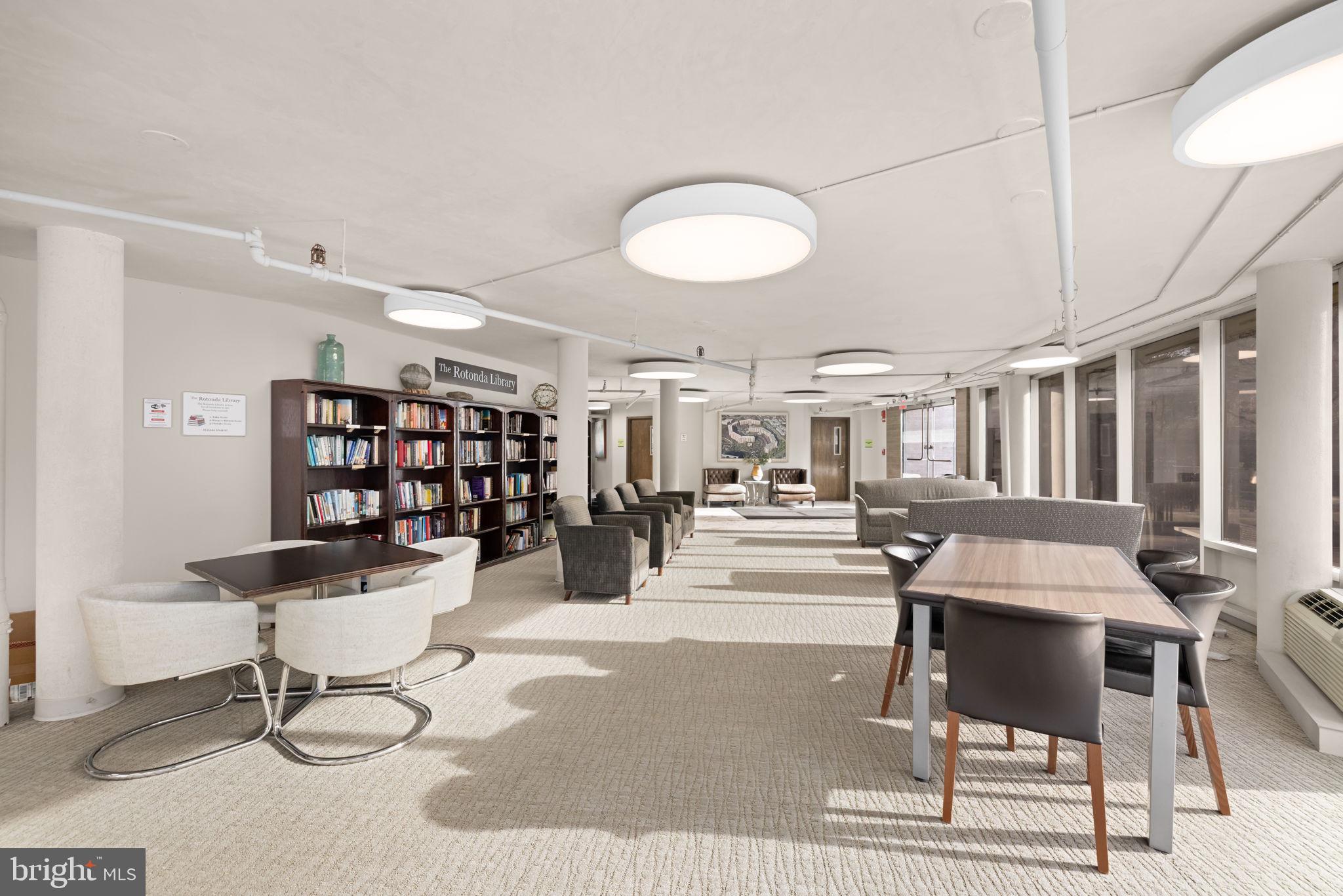 ROTONDA - Residential