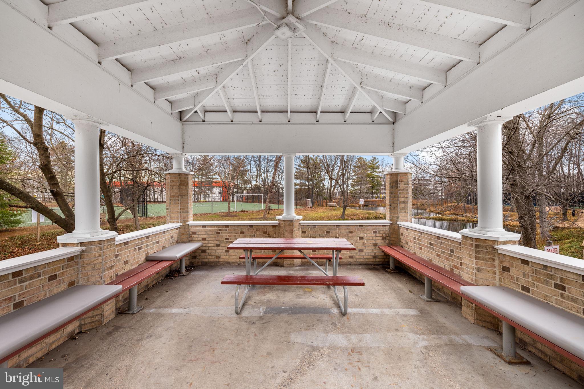 ROTONDA - Residential