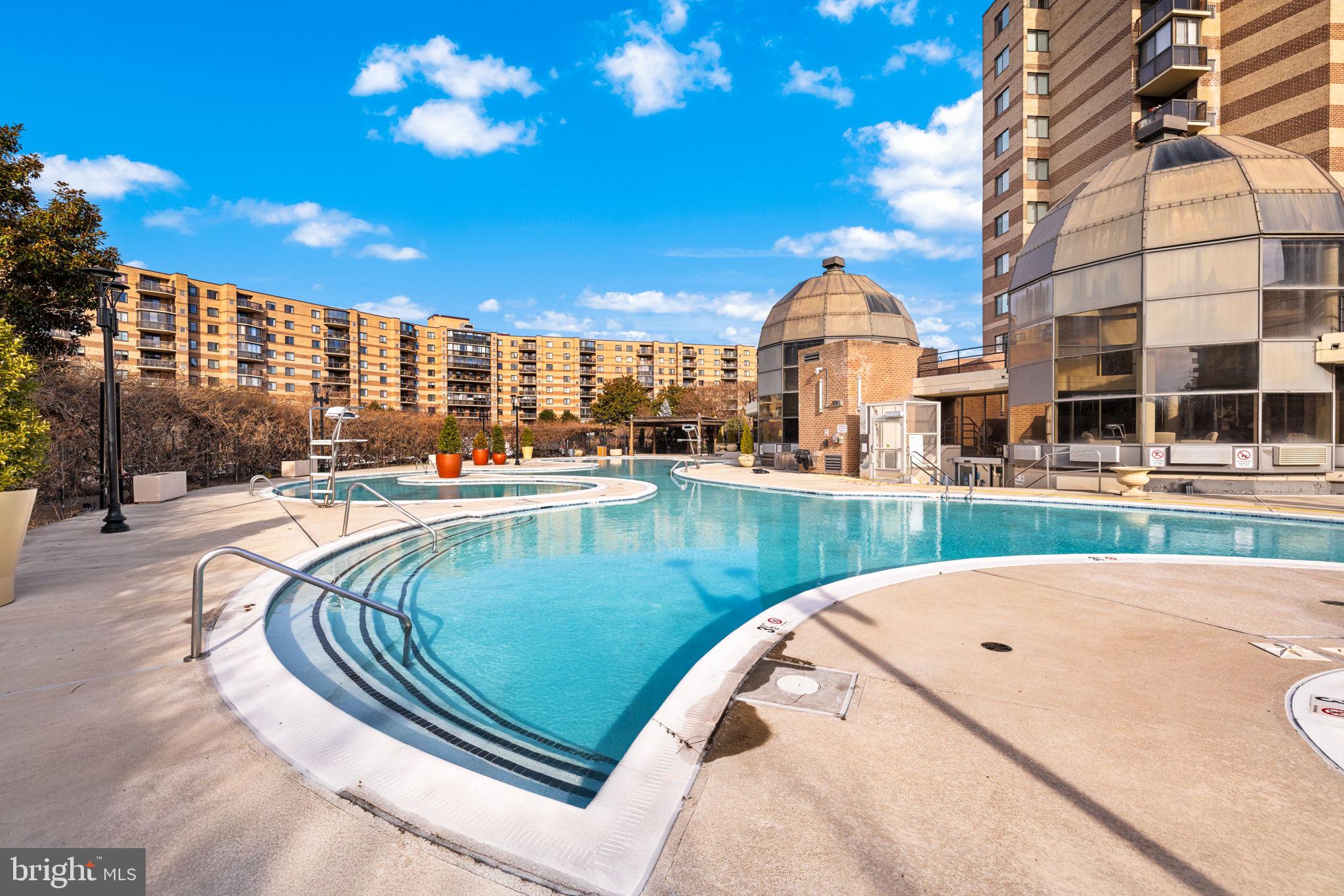 ROTONDA - Residential