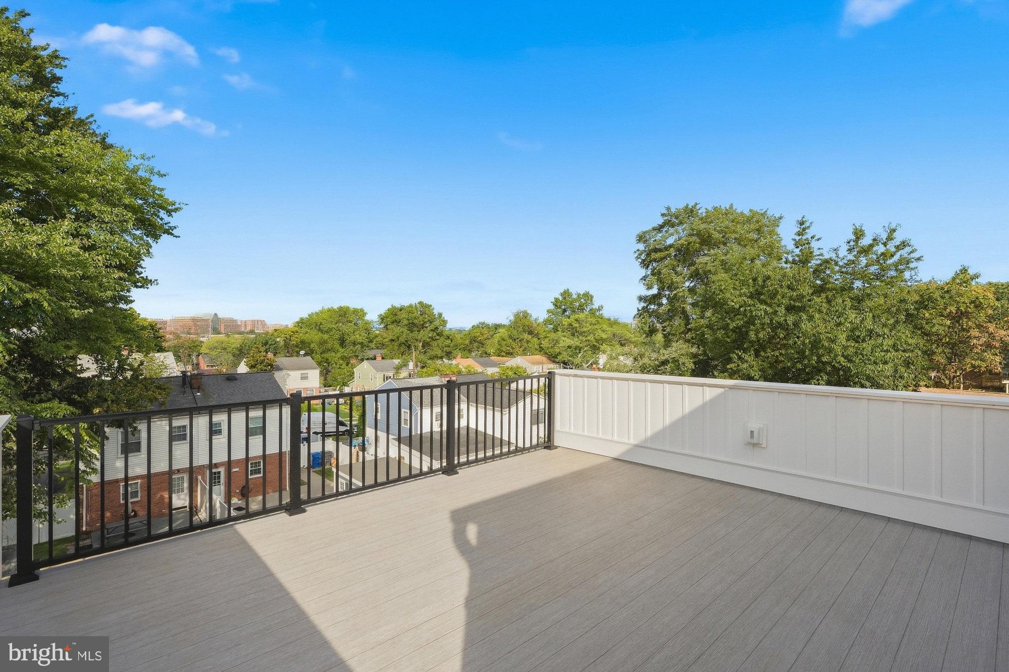 2404 RIVERVIEW TERRACE