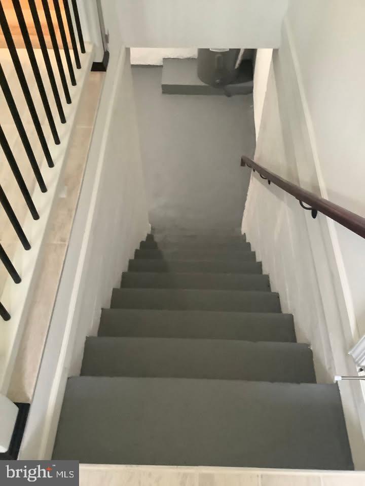 CHAPEL HILL - Residential Lease