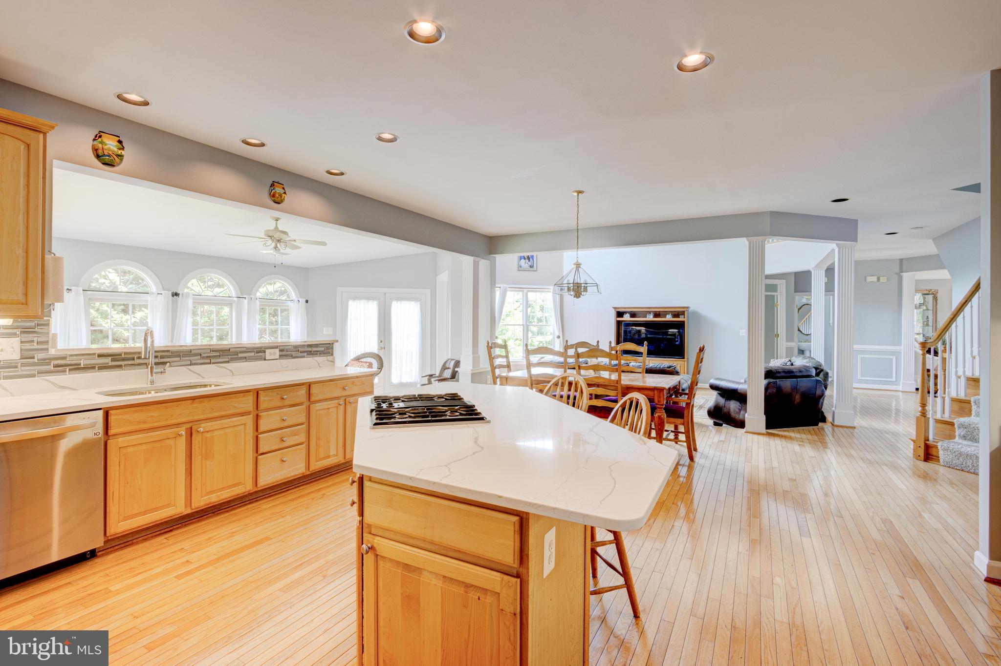 GROVEMONT - Residential