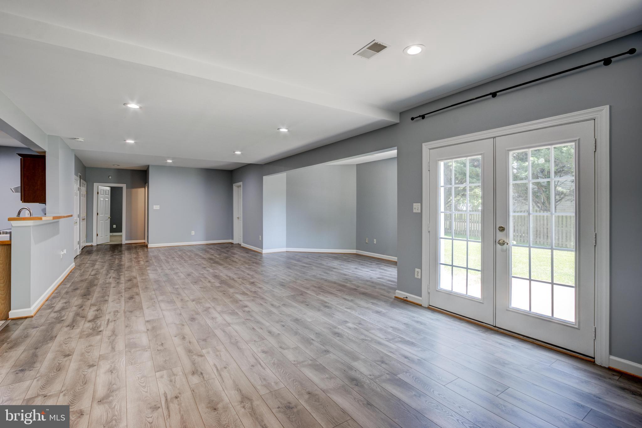 GROVEMONT - Residential