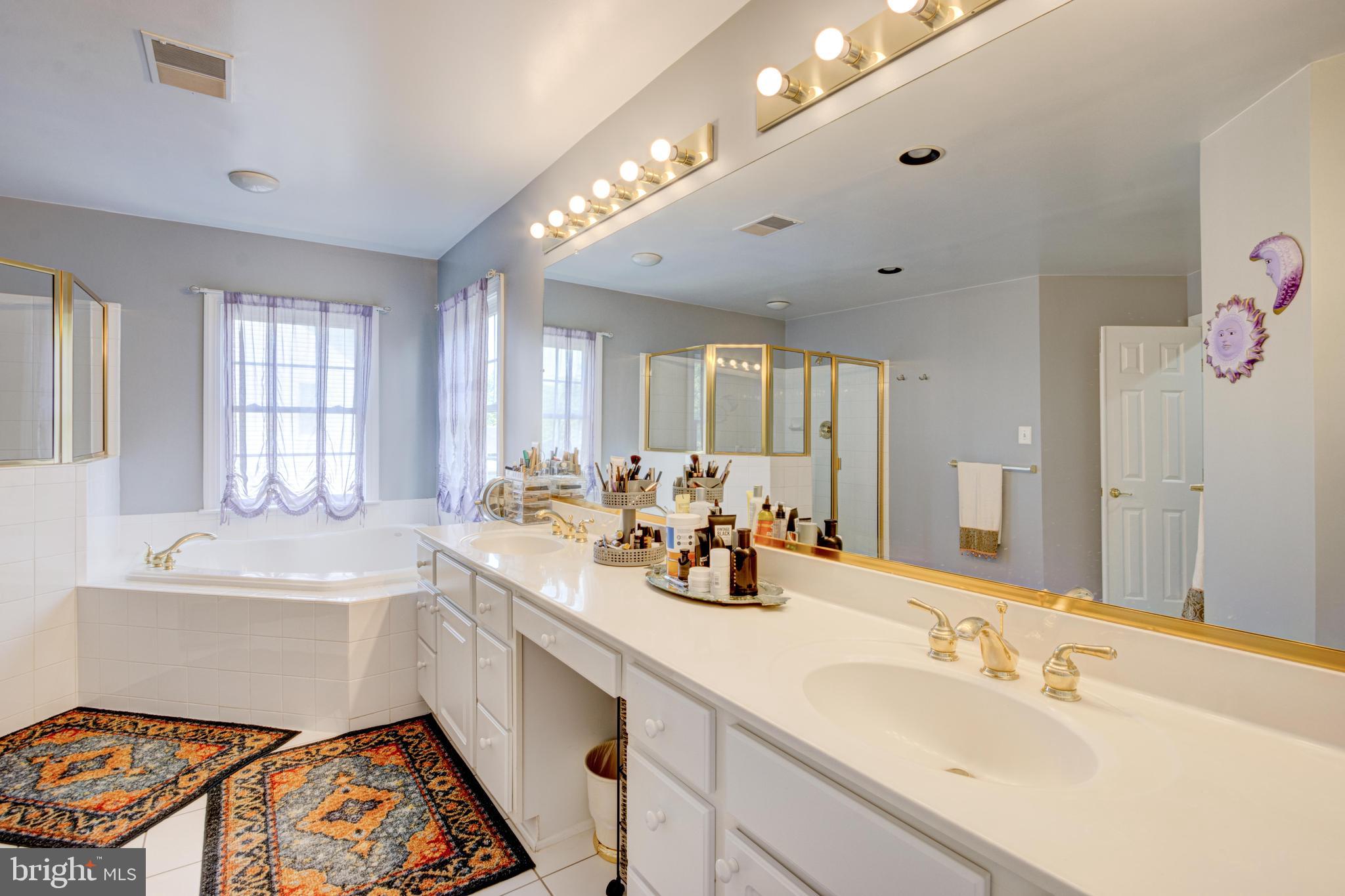 GROVEMONT - Residential