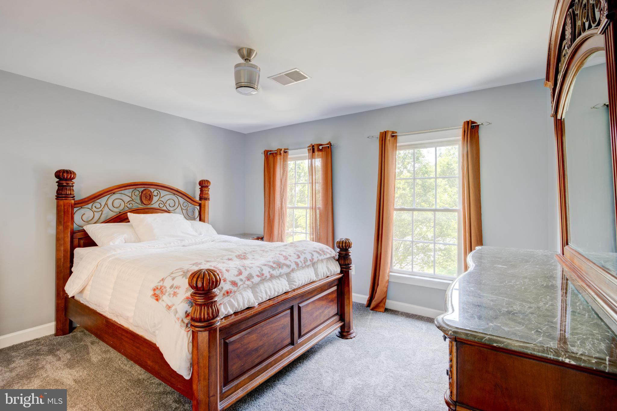 GROVEMONT - Residential