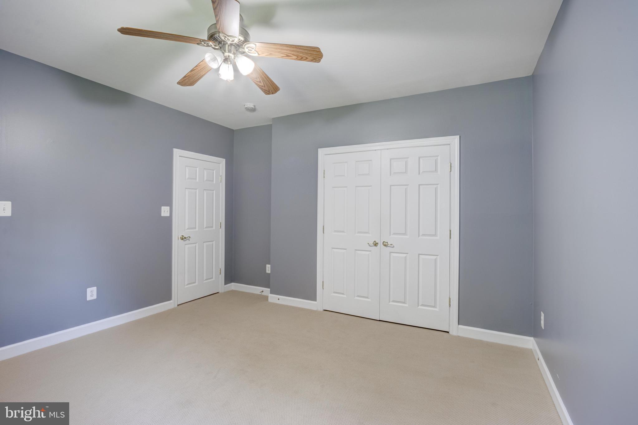 GROVEMONT - Residential