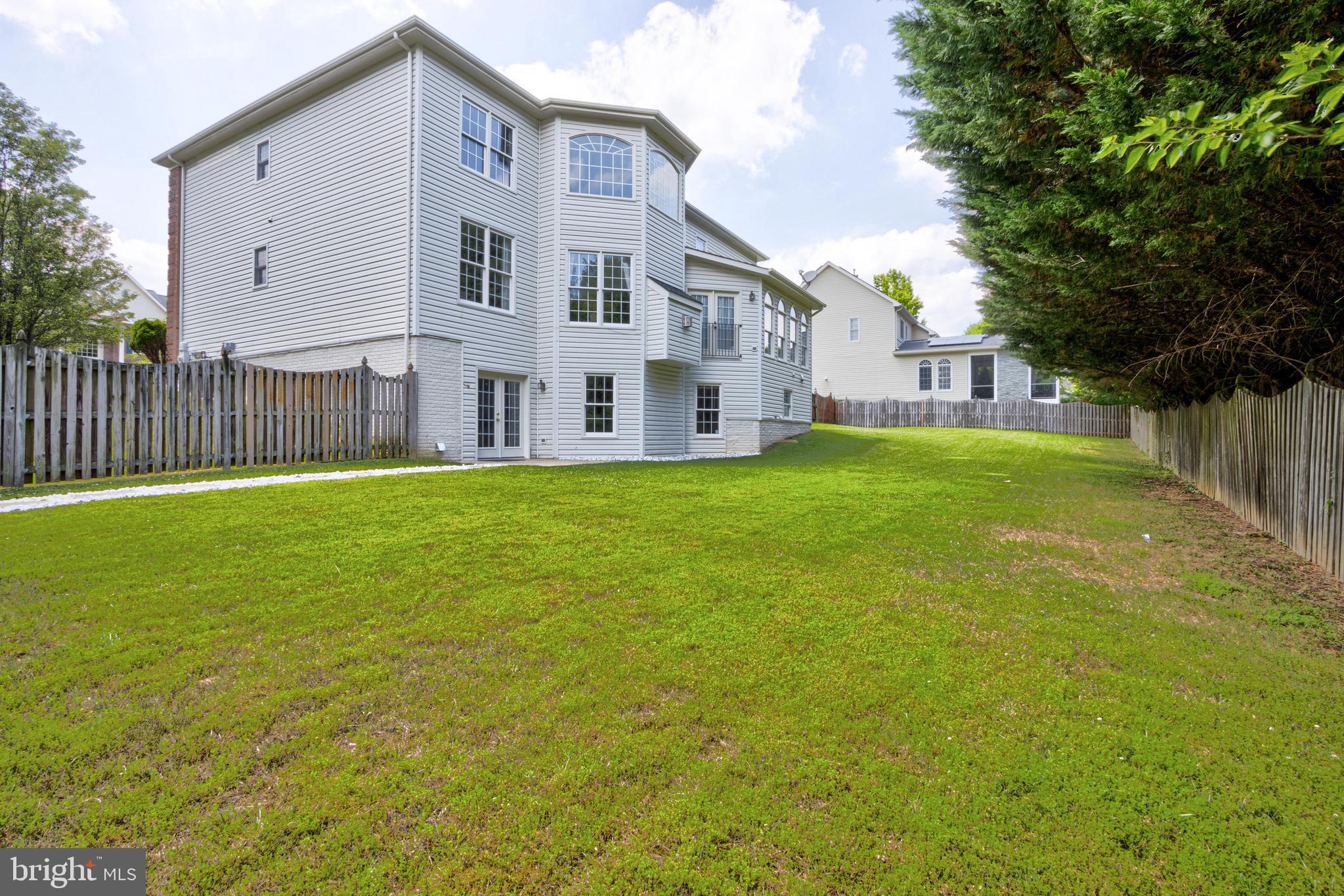 GROVEMONT - Residential