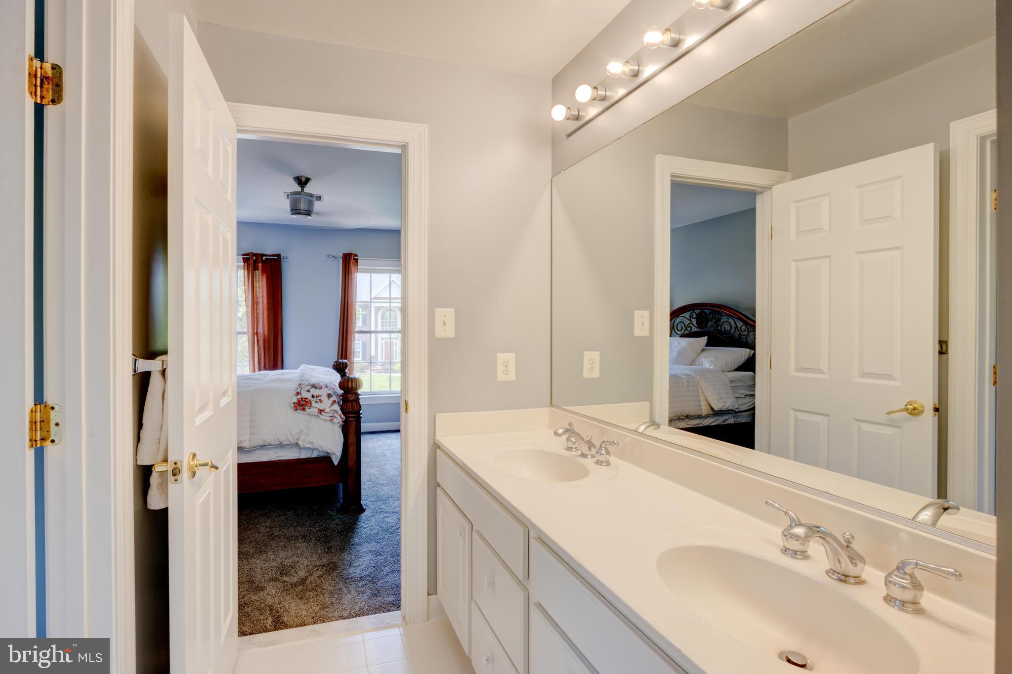 GROVEMONT - Residential