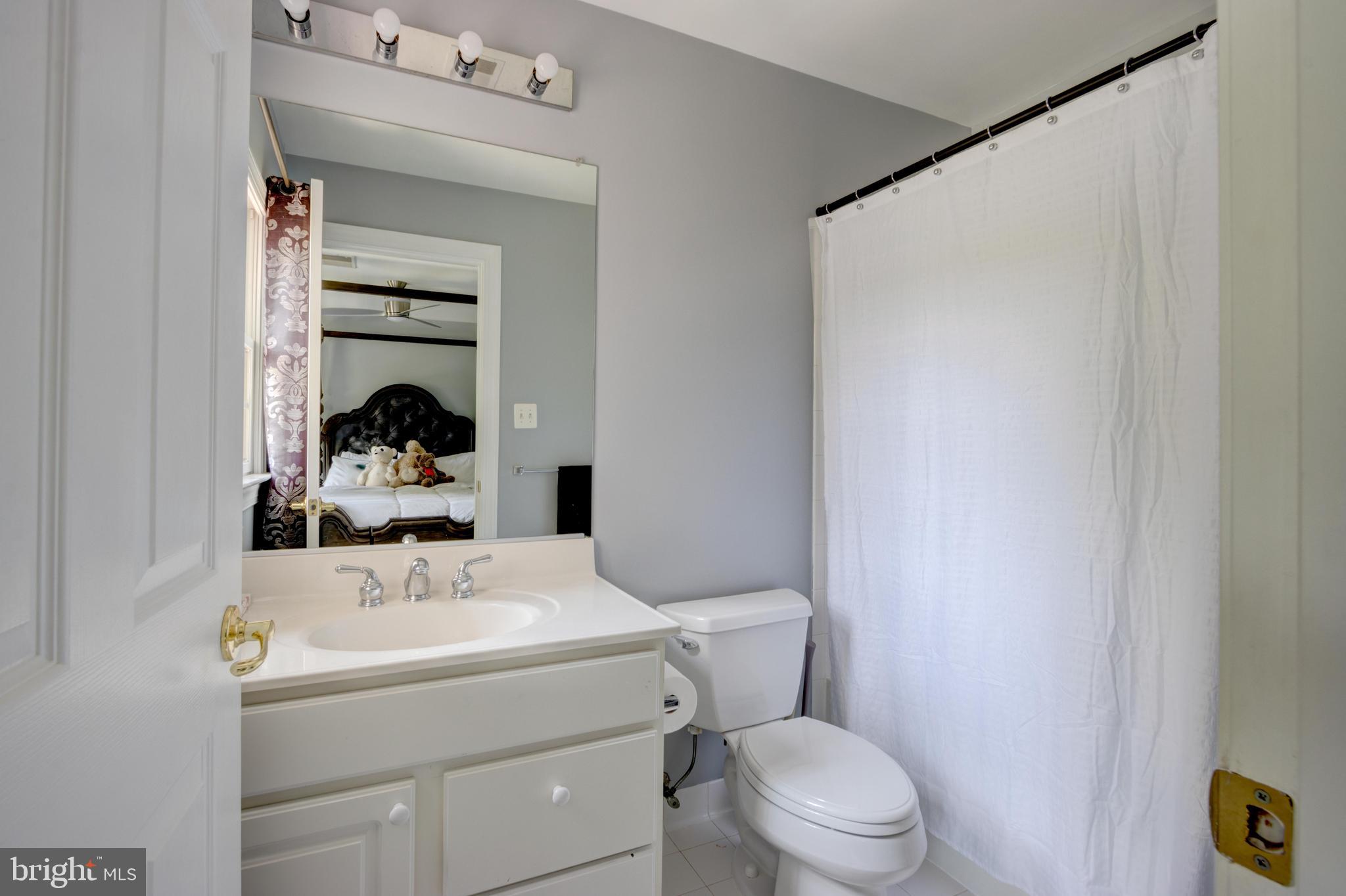 GROVEMONT - Residential