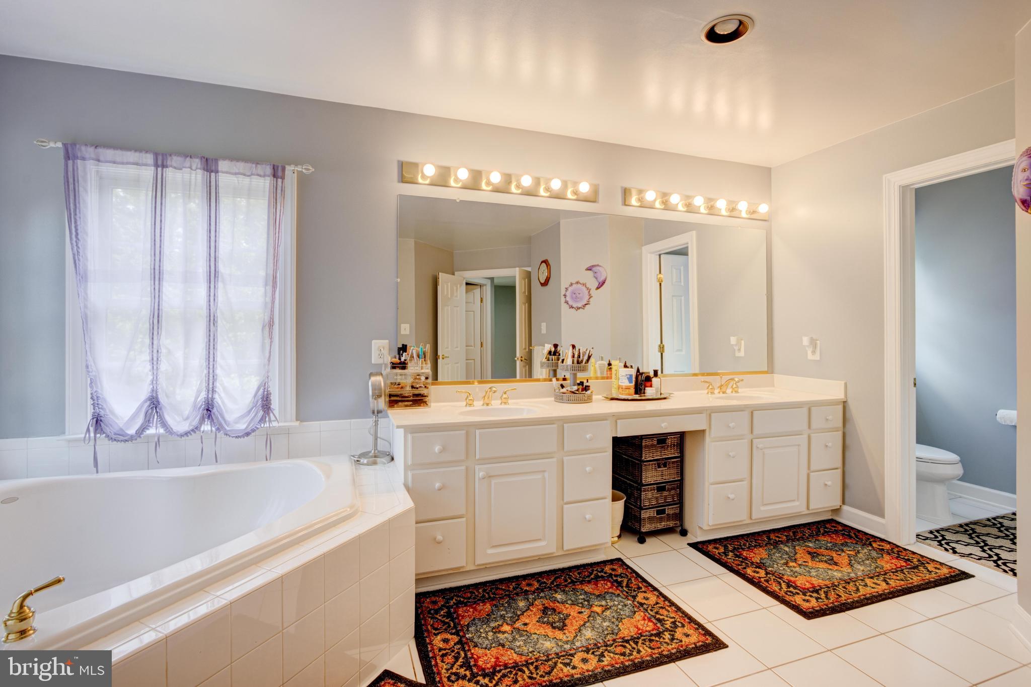 GROVEMONT - Residential