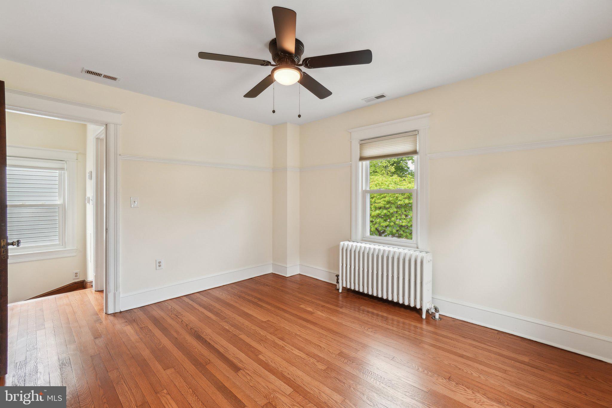 TAKOMA - Residential