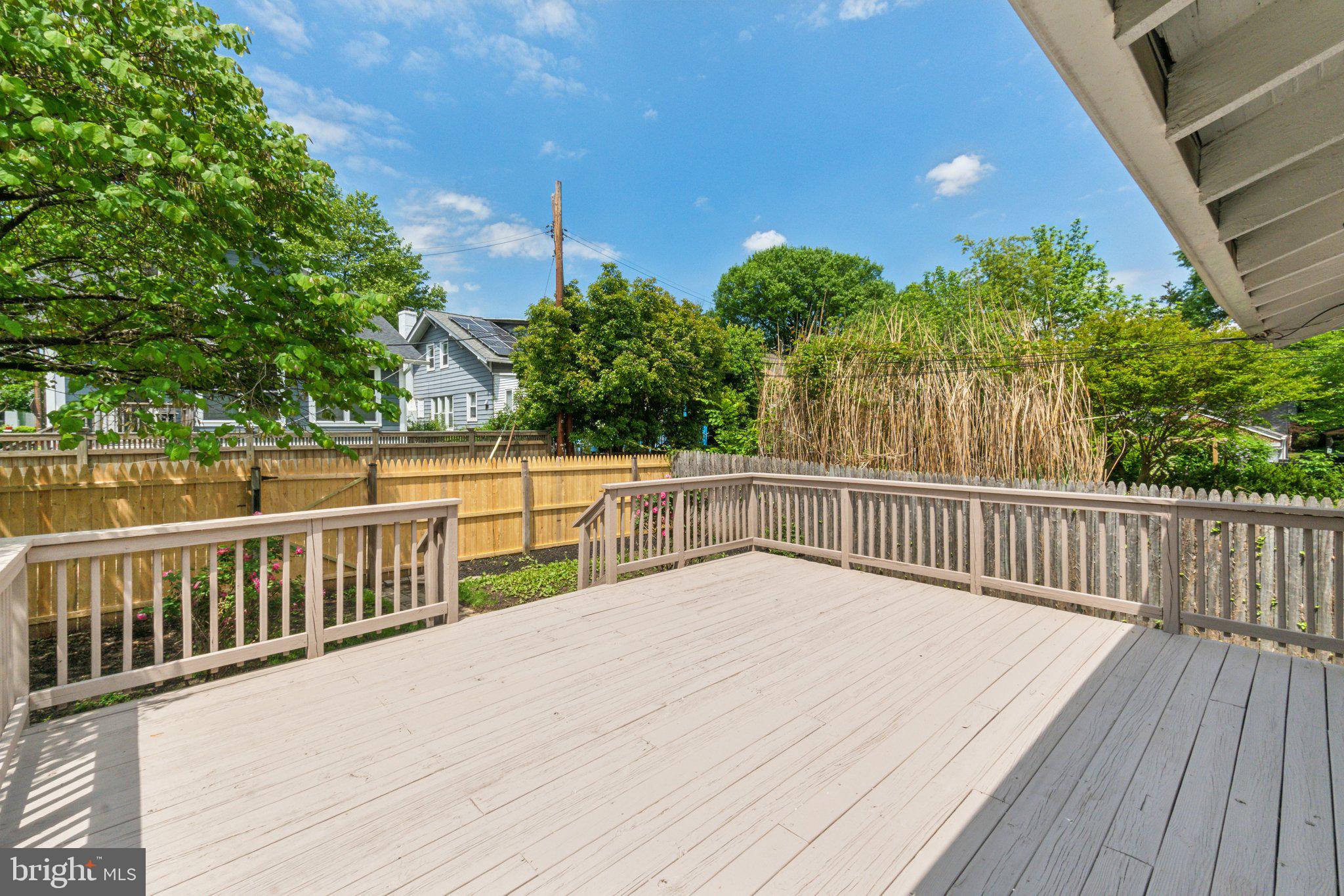 TAKOMA - Residential