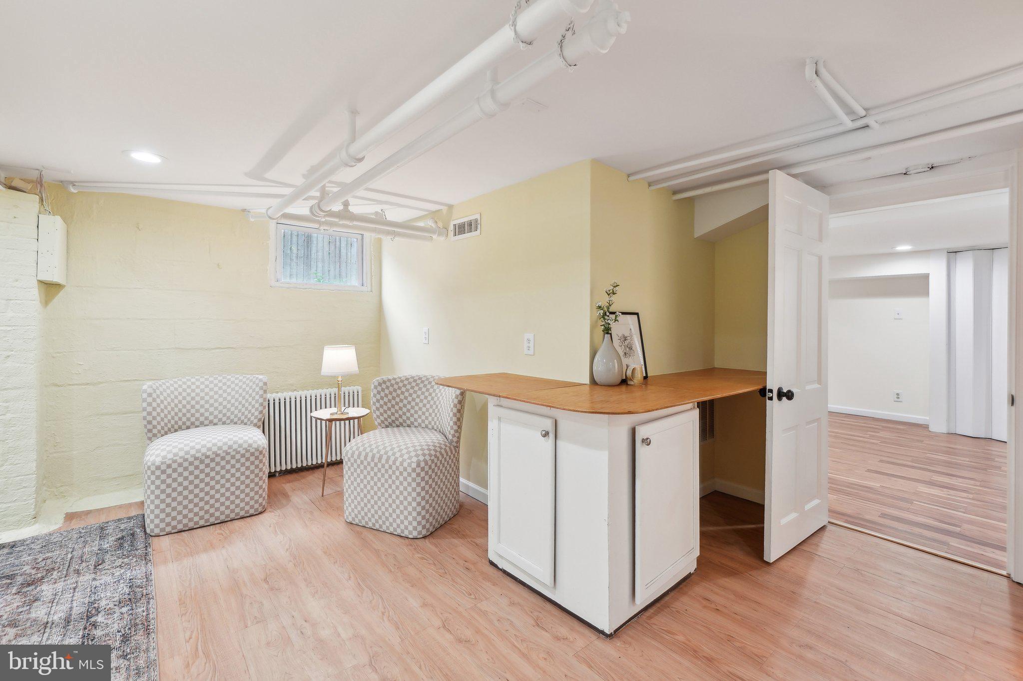 TAKOMA - Residential