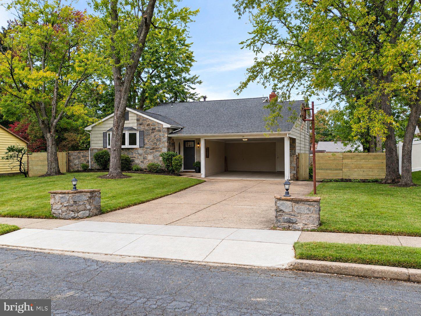 409 JUNEWOOD DRIVE