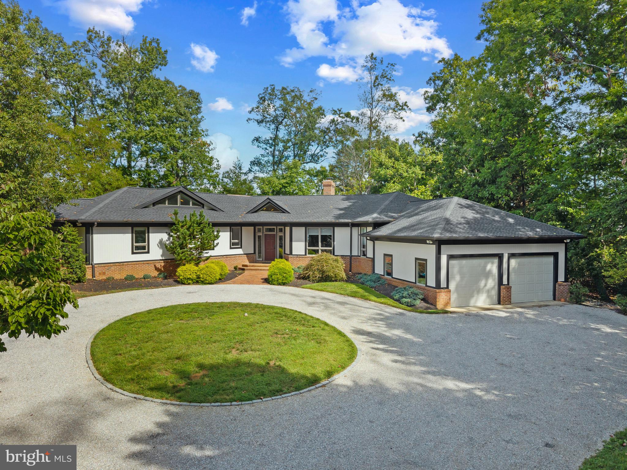 1800 RIVER WATCH LANE