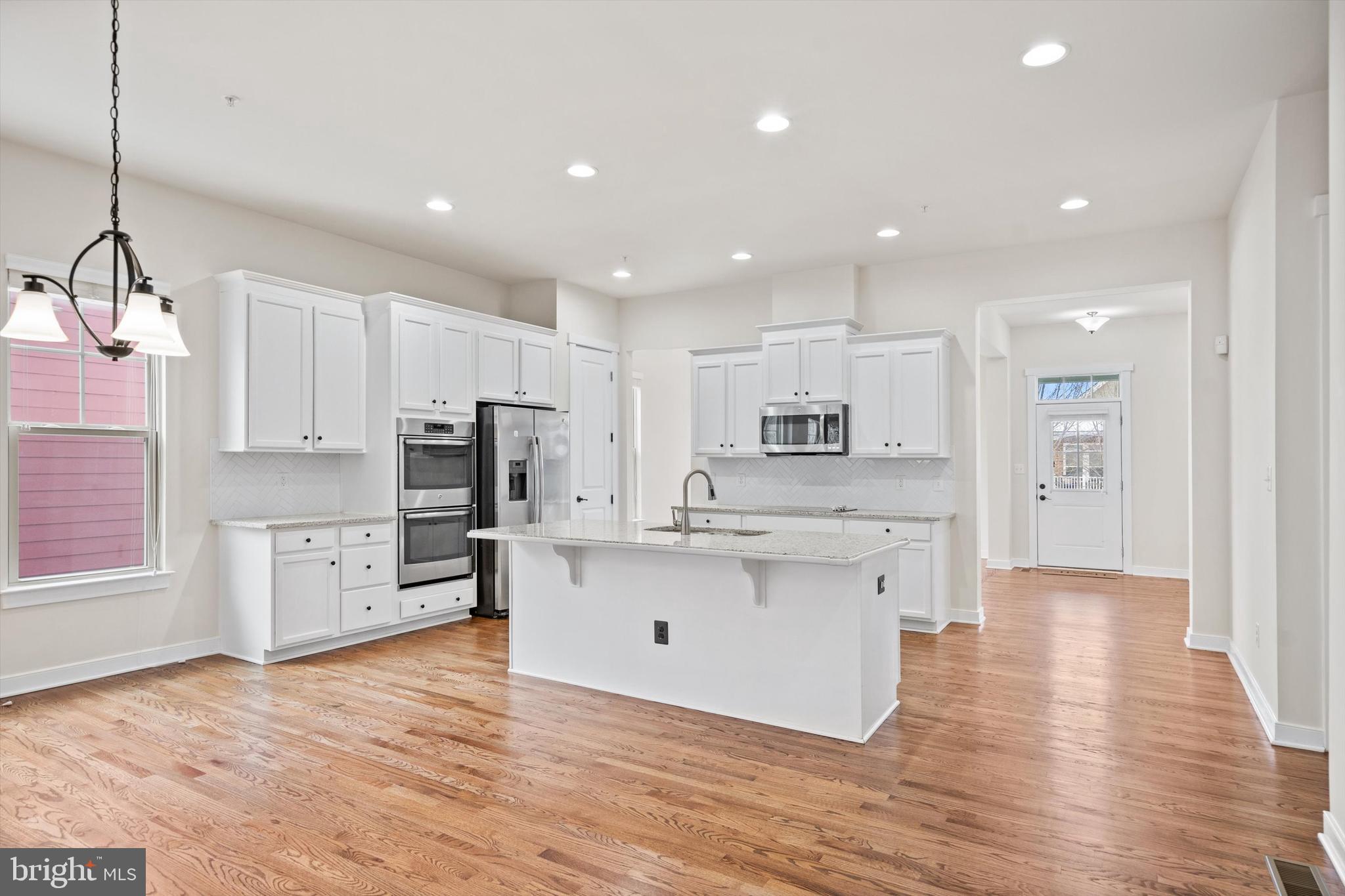 POTOMAC SHORES - Residential