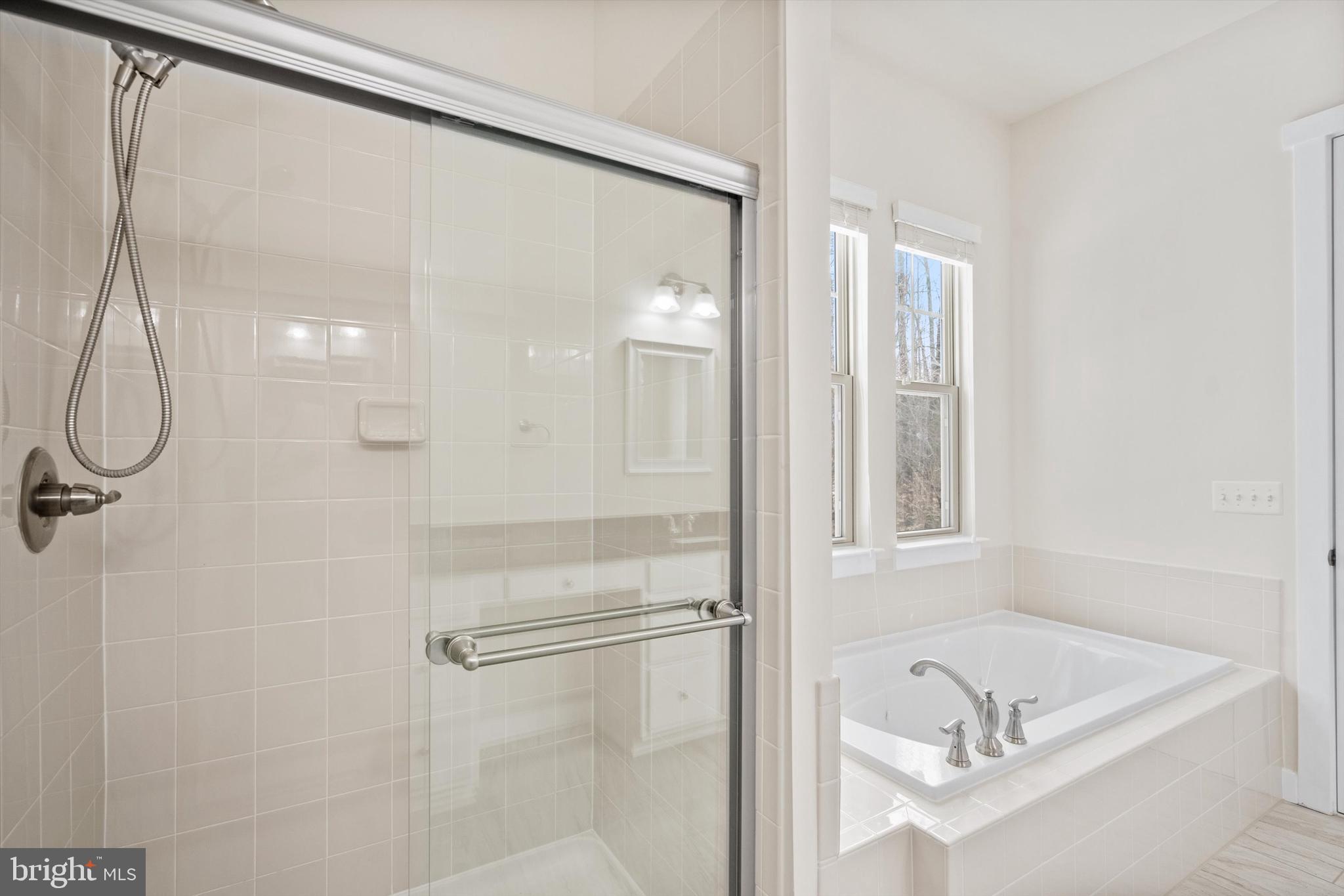 POTOMAC SHORES - Residential