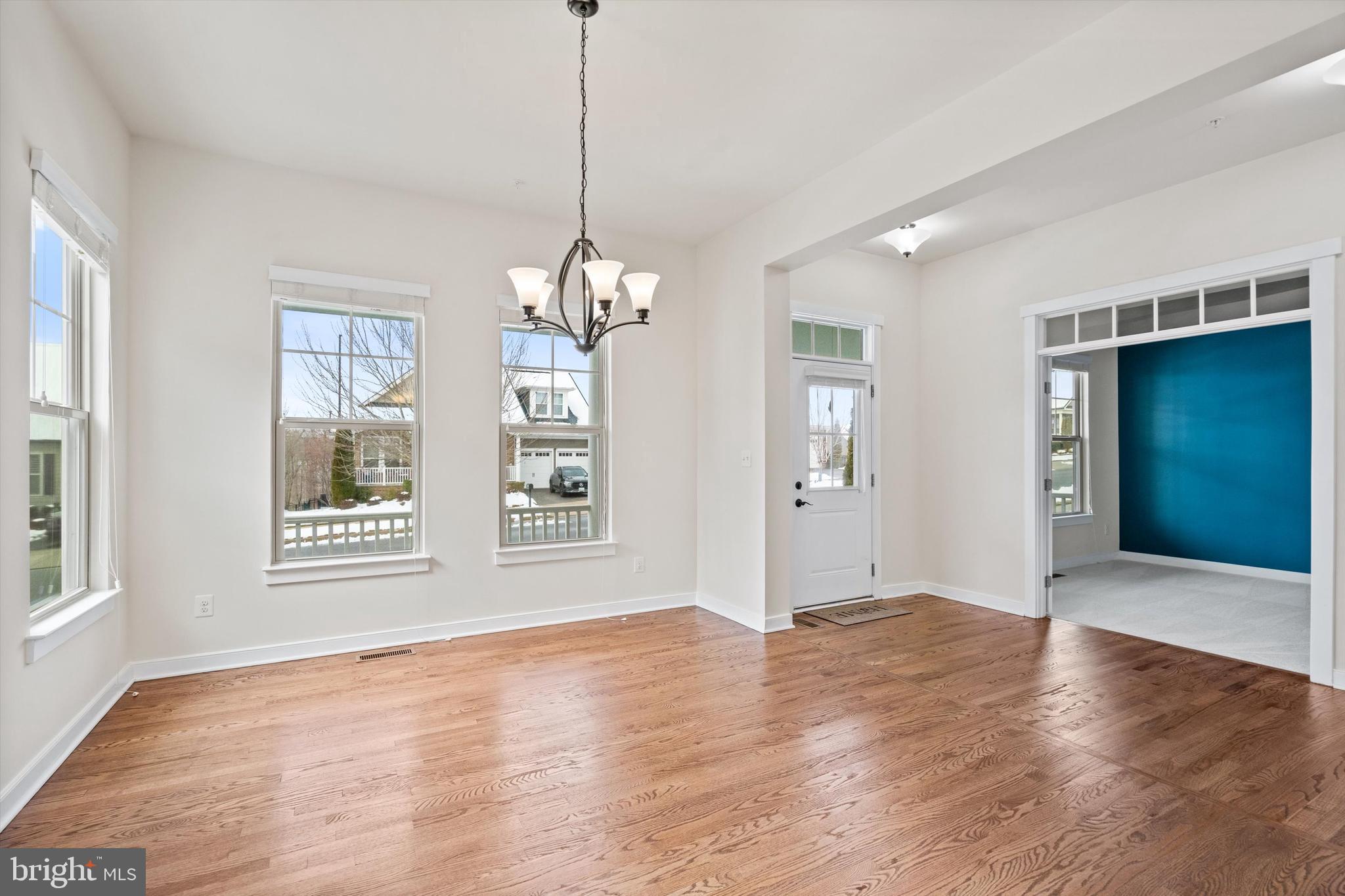 POTOMAC SHORES - Residential